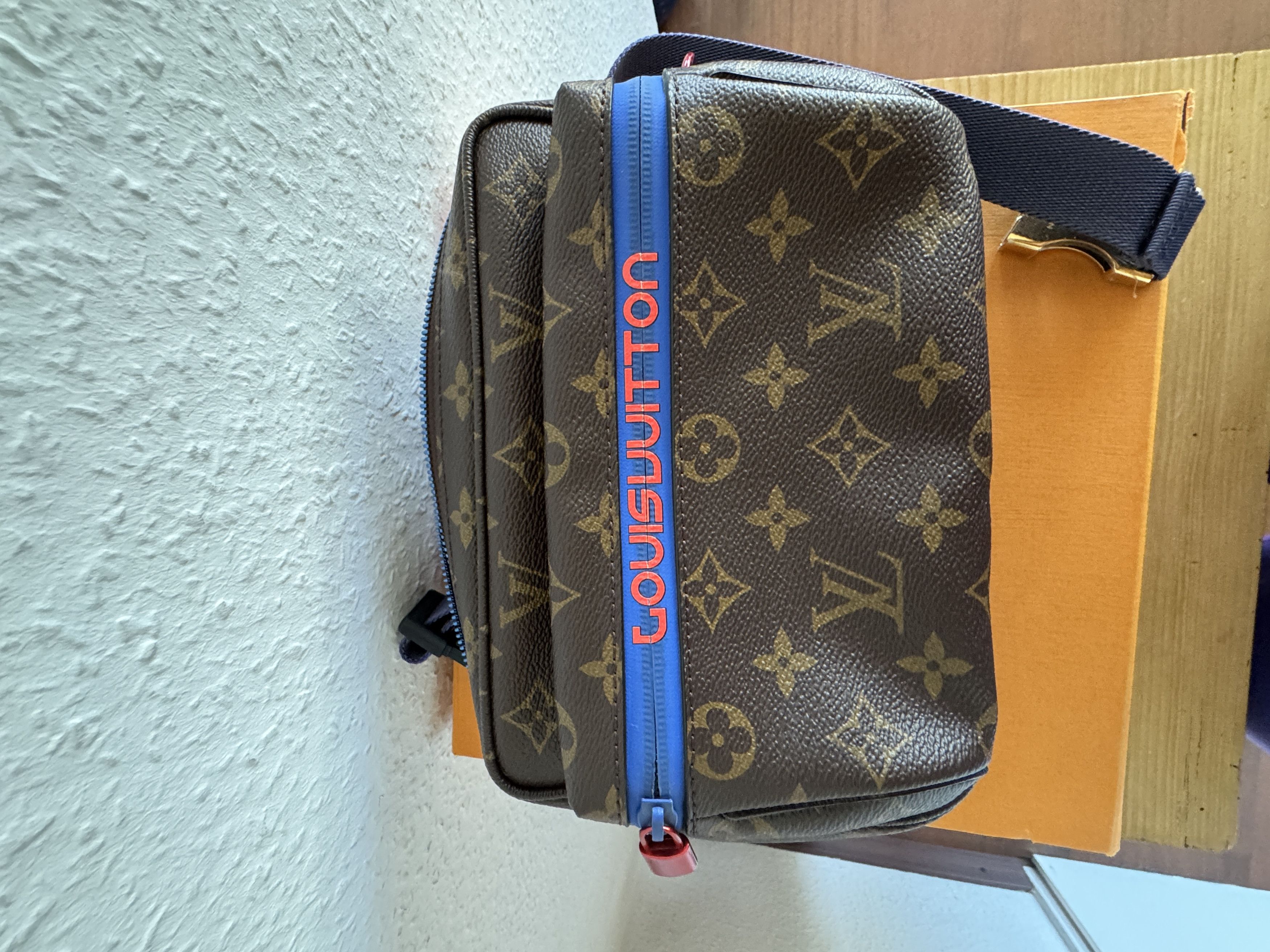 Louis Vuitton Monogram Outdoor Bumbag PM – Brown/Blue Size ONE SIZE - 1 Thumbnail