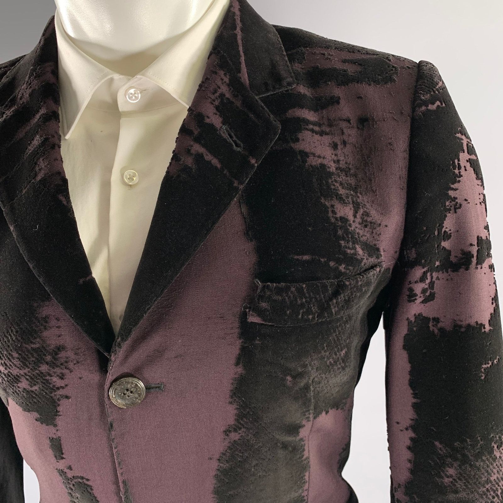 Jean Paul Gaultier JEAN PAUL GAULTIER Black Burgundy Devore Velvet Sport Coat Size 38R - 2 Thumbnail