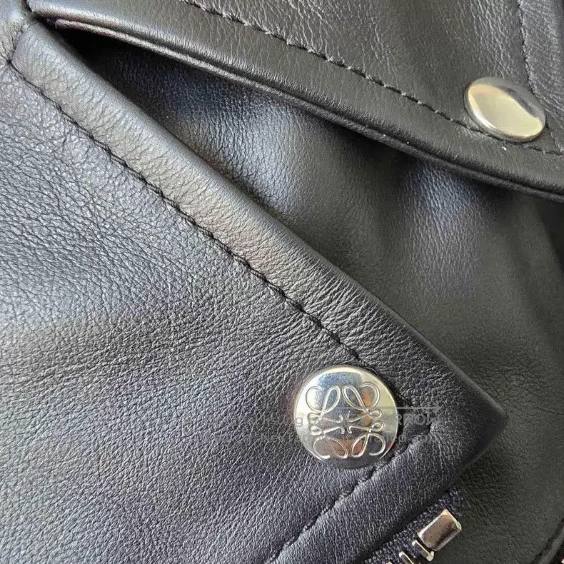 Loewe Loewe Black Metallic Logo Biker Leather Jacket Size XS / US 0-2 / IT 36-38 - 4 Thumbnail