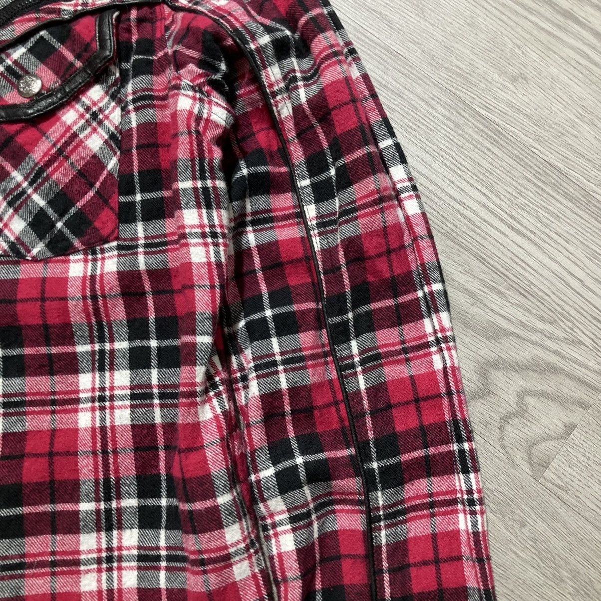 In The Attic 2000s In The Attic Plaid Flanel Button Shirt Punk Lgb Style Size US M / EU 48-50 / 2 - 7 Thumbnail