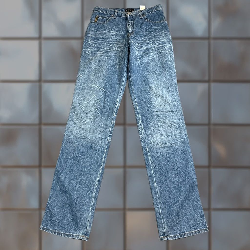 Vintage Armani Jeans Jeans Straight 29 34 UK 10 High Rise Light Blue Whiskers Honeycomb Womens Regular Denim Blue 5-Pocket Size 32" / US 10 / IT 46 - 1 Thumbnail