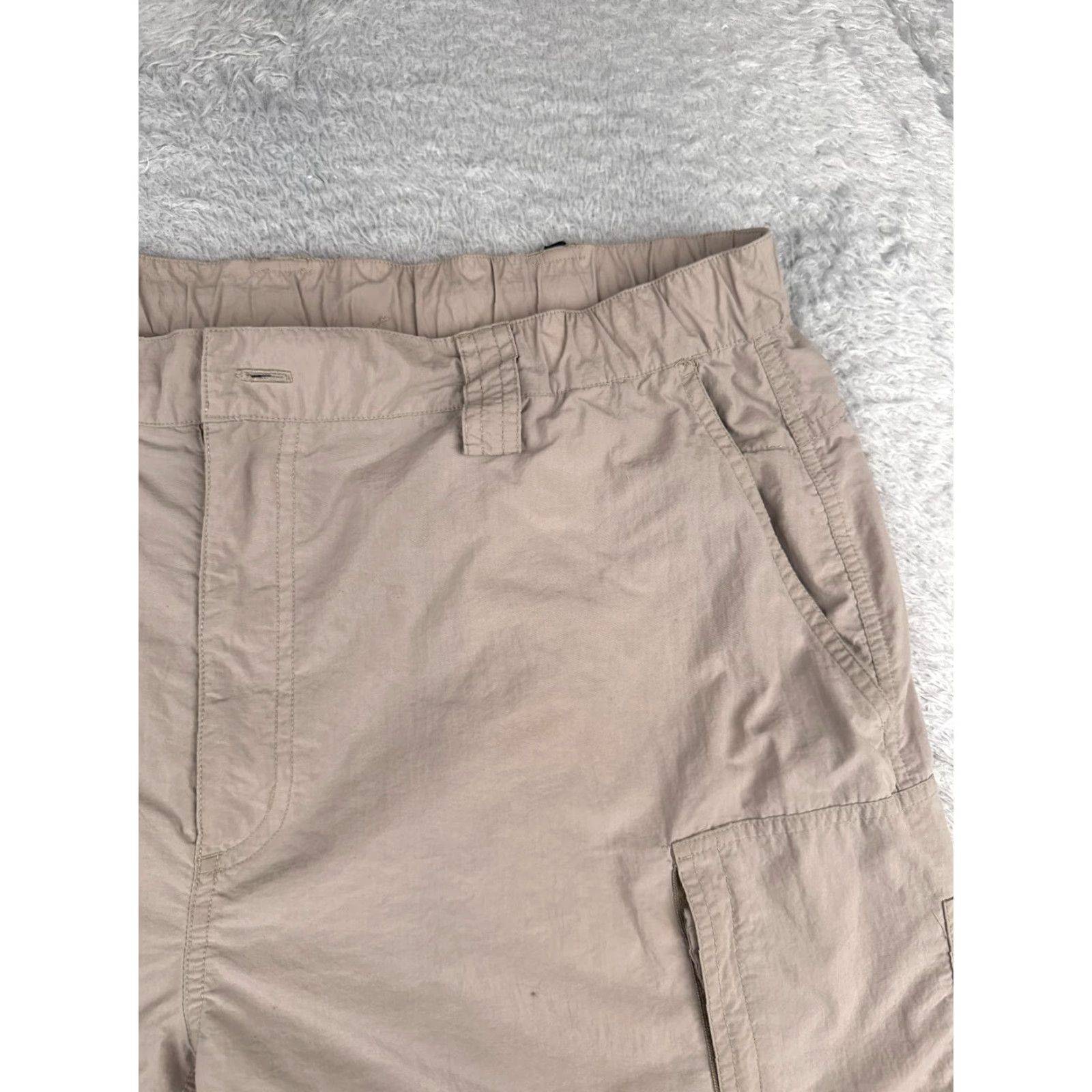 The North Face The North Face Shorts Mens XL Beige Cargo 100% Nylon Stowable 9" READ Size US 36 / EU 52 - 5 Thumbnail