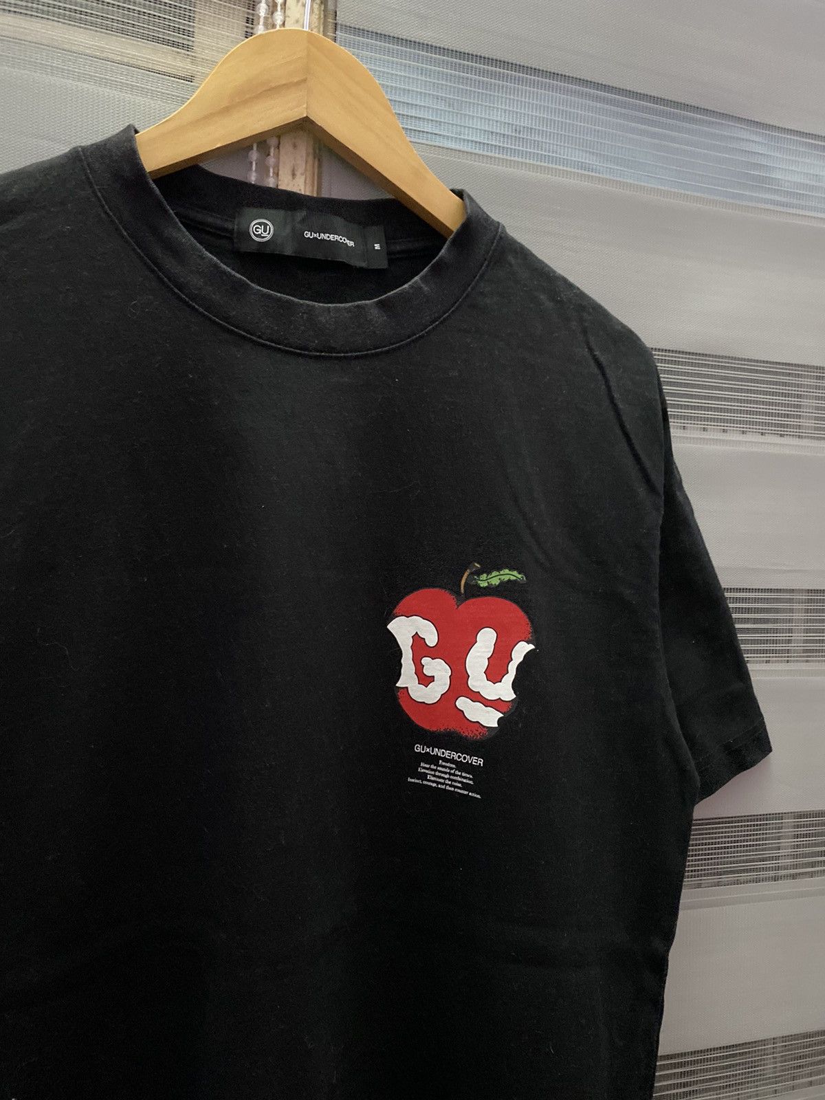 Japanese Brand Japanese Brand Gu x Undercover Pop Art Street Tshirt Size US M / EU 48-50 / 2 - 4 Thumbnail