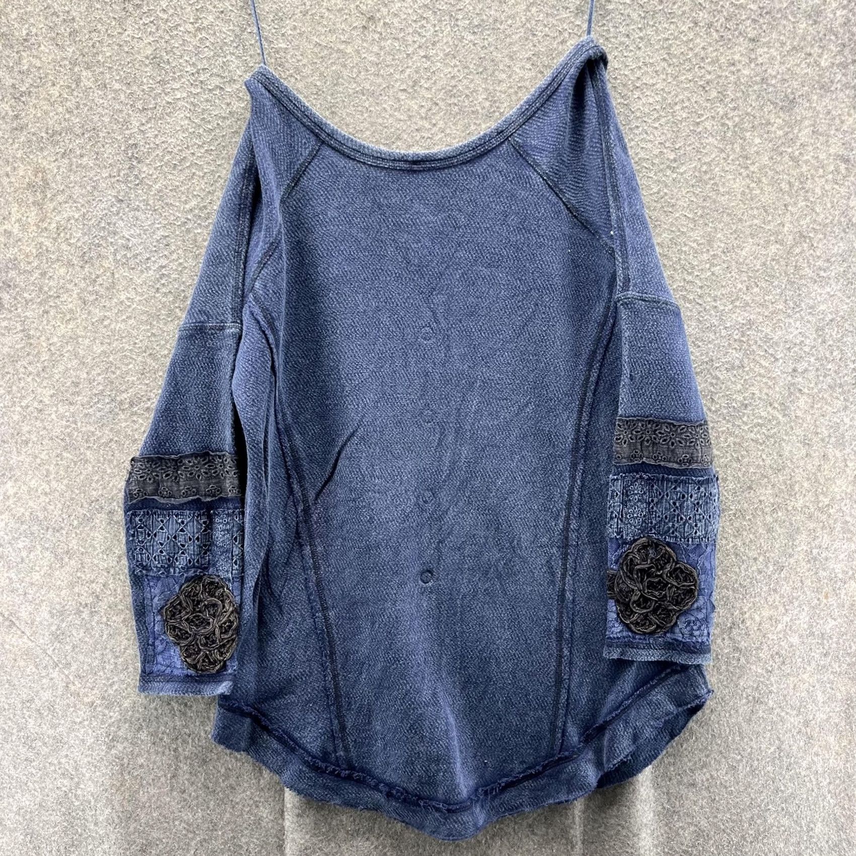 Free People Free People Shirt Womens Medium Blue Crochet Lace 3/4 Sleeve Scoop Neck Top Size M / US 6-8 / IT 42-44 - 6 Thumbnail