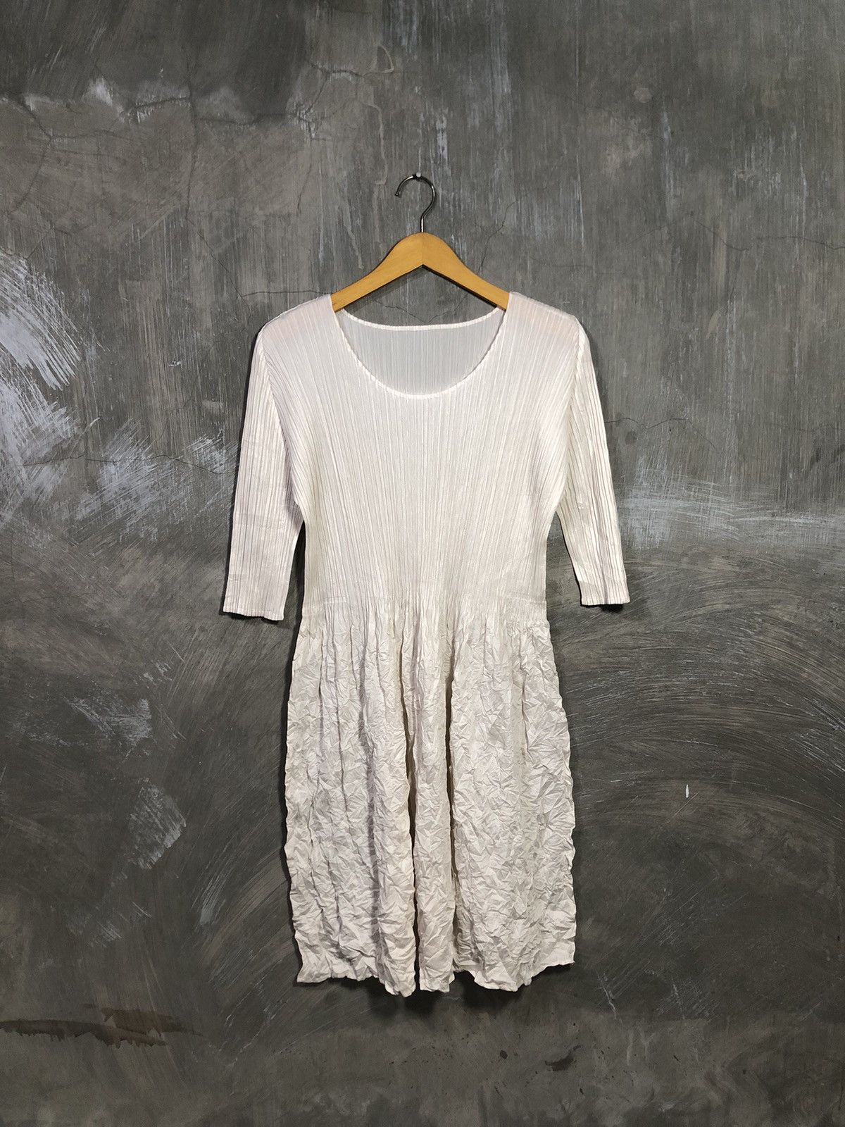 Homme Plisse Issey Miyake × Issey Miyake × Pleats Please Issey Miyake Issey Miyake Pleats Please Midi Dress Size M / US 6-8 / IT 42-44 - 1 Thumbnail