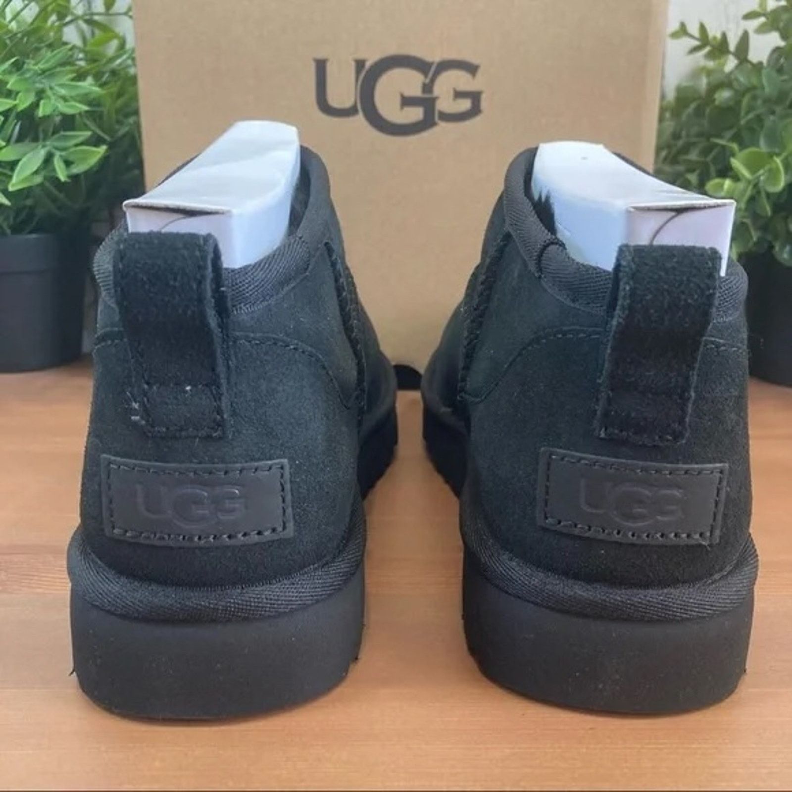 Ugg UGG Women's Classic Ultra Mini Booties Black Boots Size 8 Size US 8 / IT 38 - 5 Thumbnail