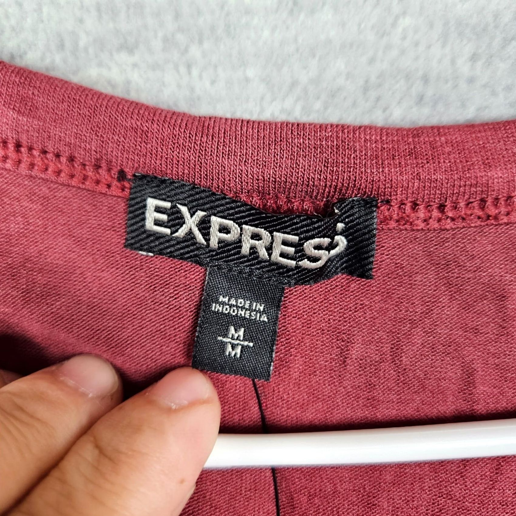 Express Express Size M Frill Lace Trim Round Neck Red Short Sleeve Tee NEW Size 32" / US 10 / IT 46 - 5 Thumbnail