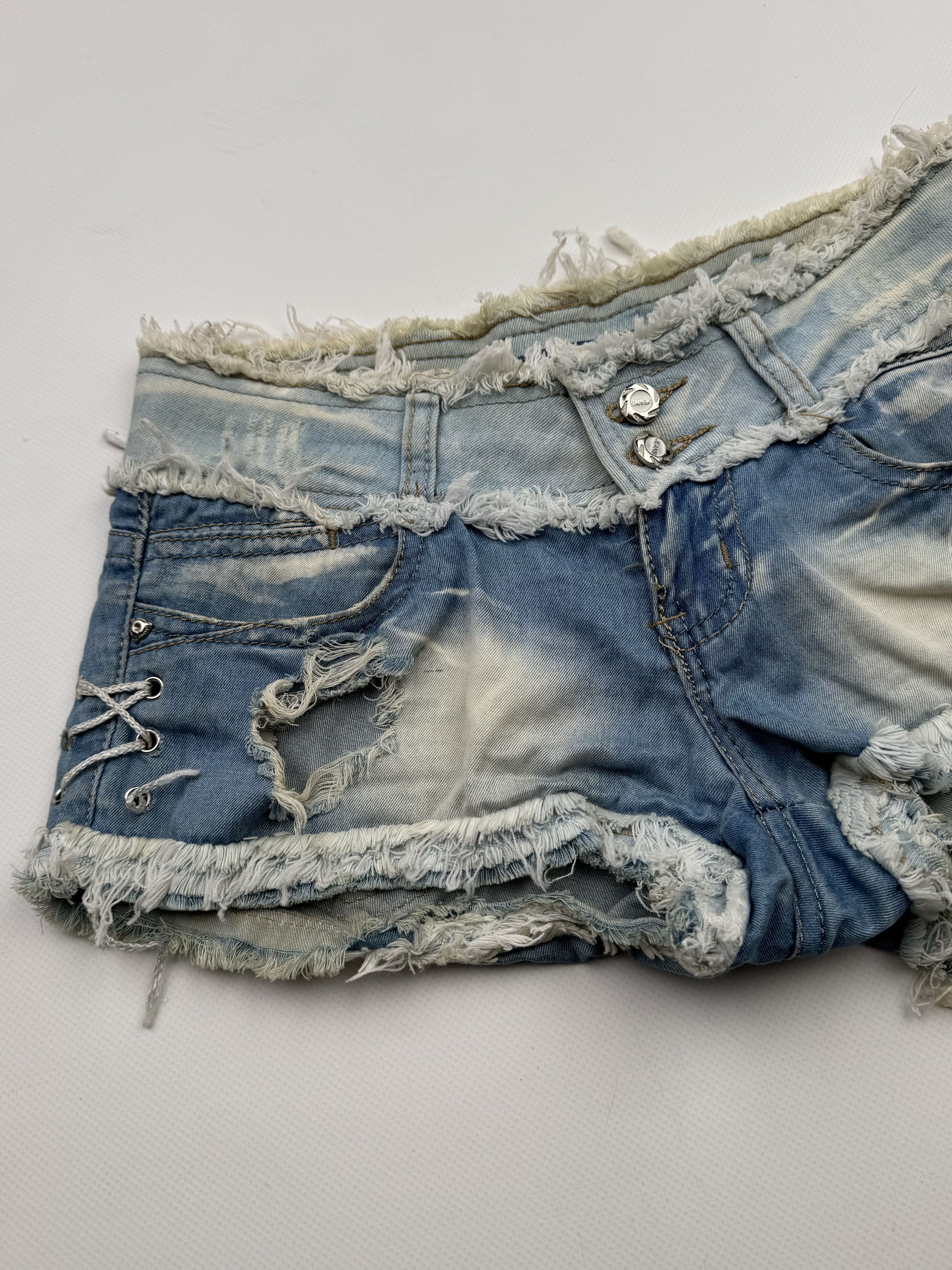 Japanese Brand 90's Distressed Mini Shorts B72(V125)E2 Size 25" / US 0 / IT 36 - 2 Thumbnail