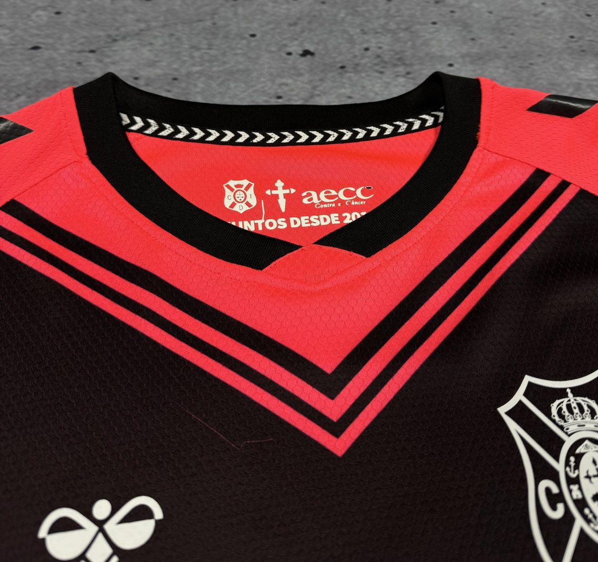 Hummel Tenerife Hummel 2021-2022 Third Football Jersey Size US L / EU 52-54 / 3 - 7 Thumbnail