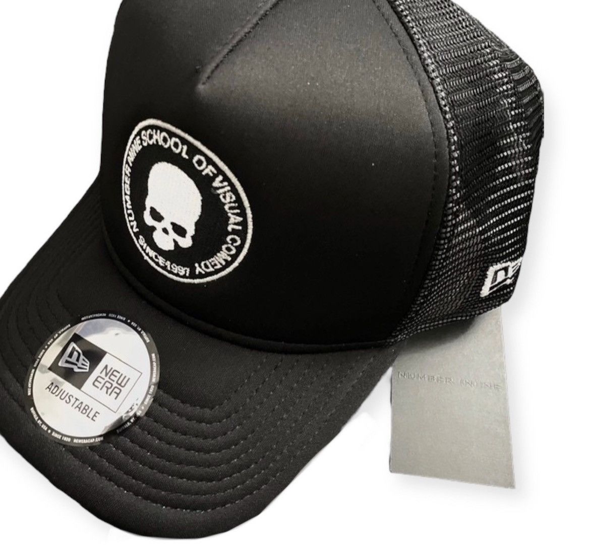 New Era × Number (N)ine Number (N)ine x New Era “School Of Visual Comedy” Hat Size ONE SIZE - 2 Thumbnail
