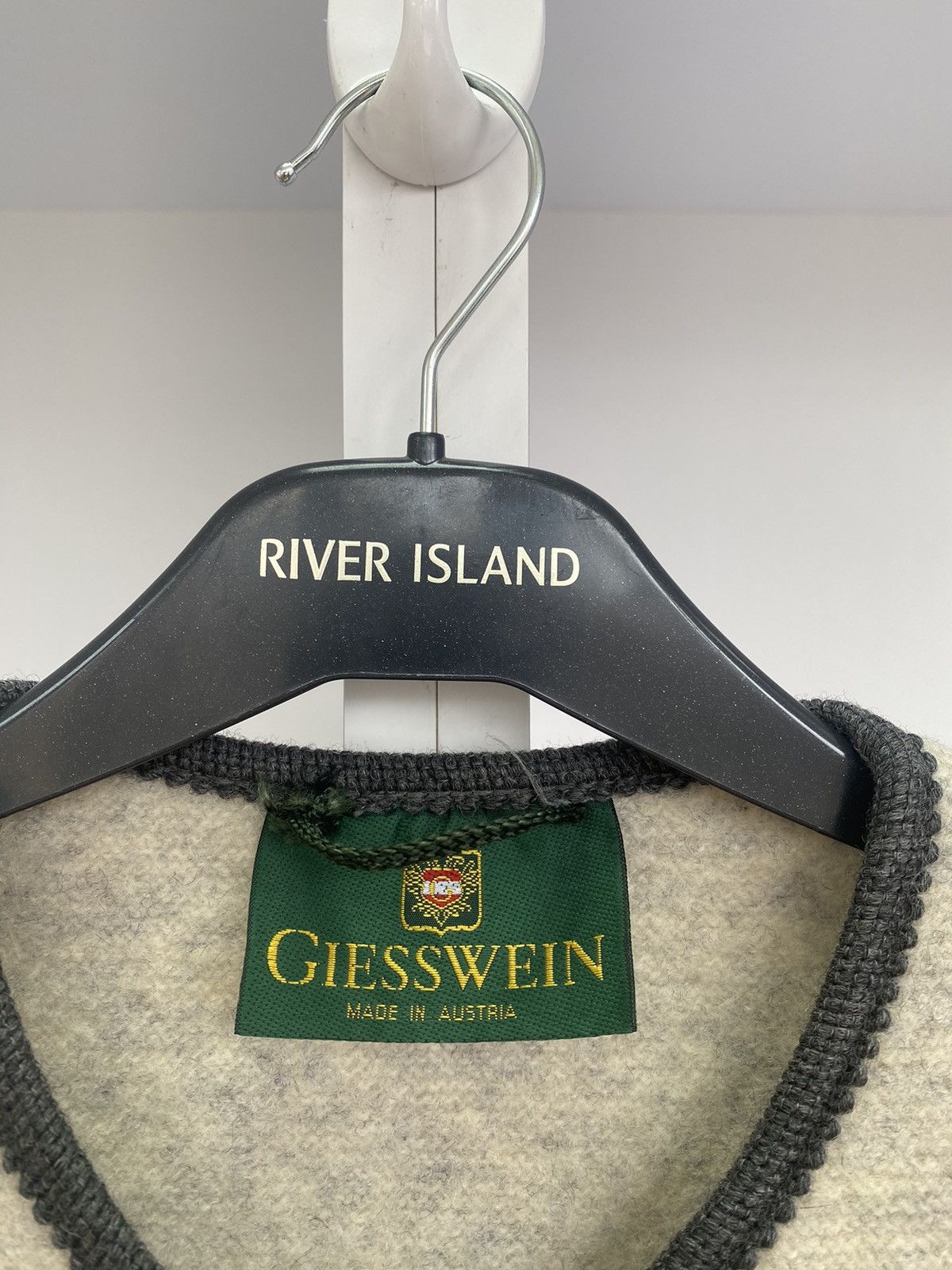Designer × GIESSWEIN × Vintage Vintage GIESSWEIN WOOL SWEATER Womens Austria Cardigan Size XS / US 0-2 / IT 36-38 - 6 Thumbnail