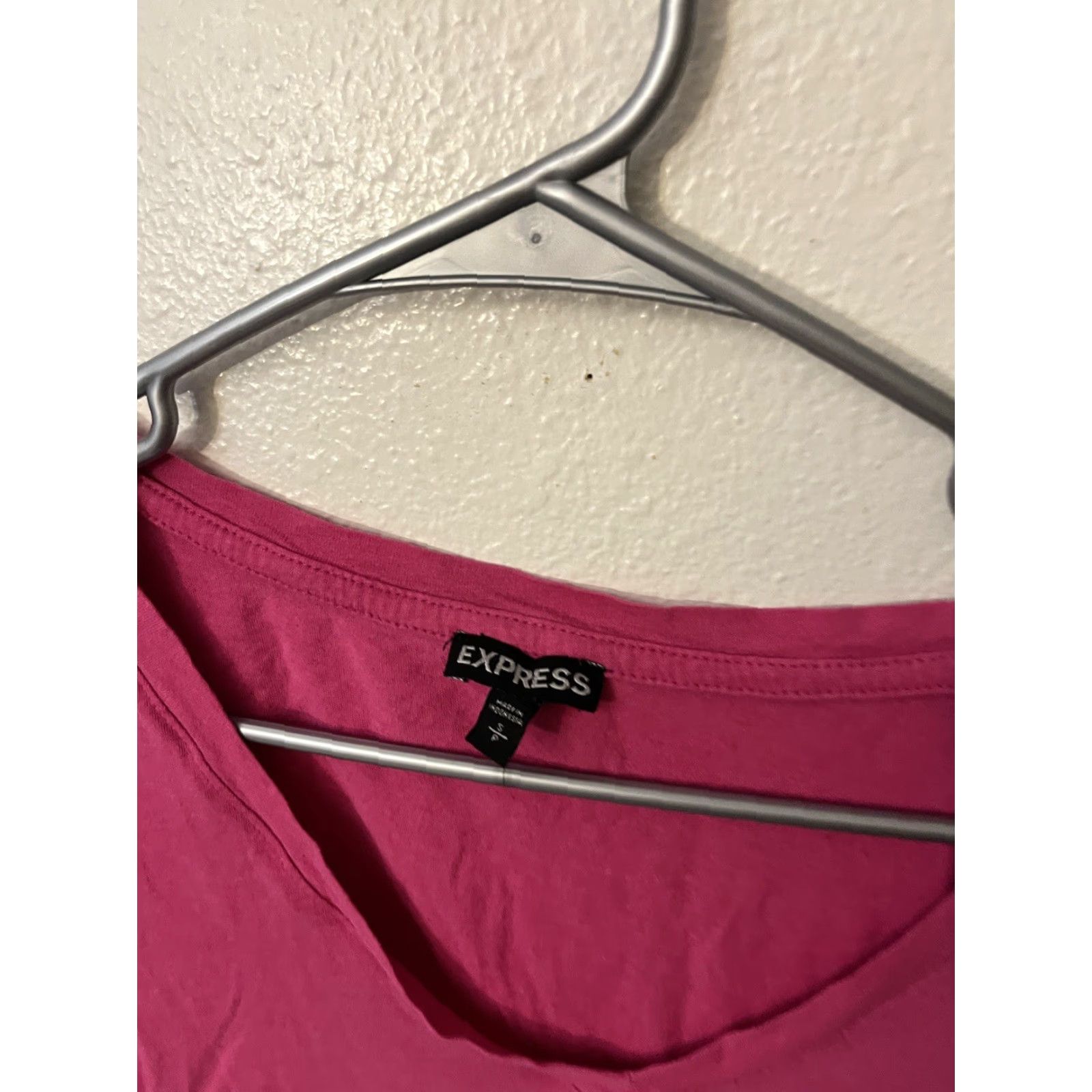 Express Express Women Short Sleeve Chest Pocket V-Neck T Shirt Pink Small Size S / US 4 / IT 40 - 2 Thumbnail