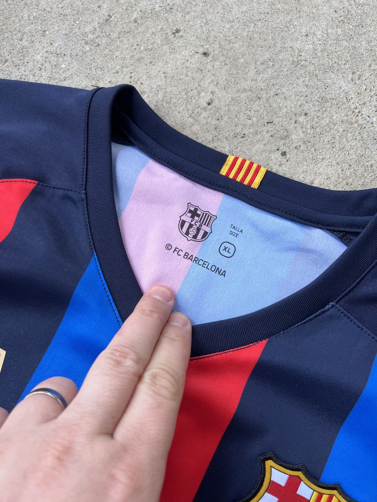 Other FC Barcelona Football Jersey Size US XL / EU 56 / 4 - 2 Thumbnail