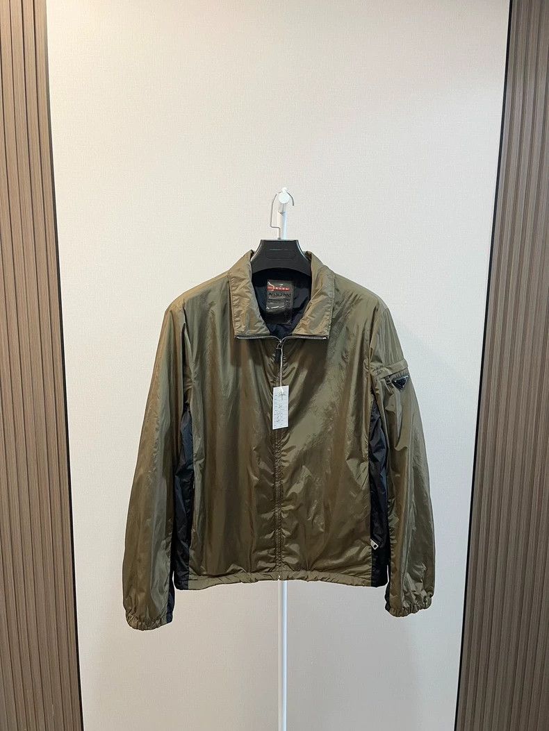 Prada Prada Brown Stitching Metal Triangle Logo Loog Nylon Windbr Size US M / EU 48-50 / 2 - 1 Thumbnail