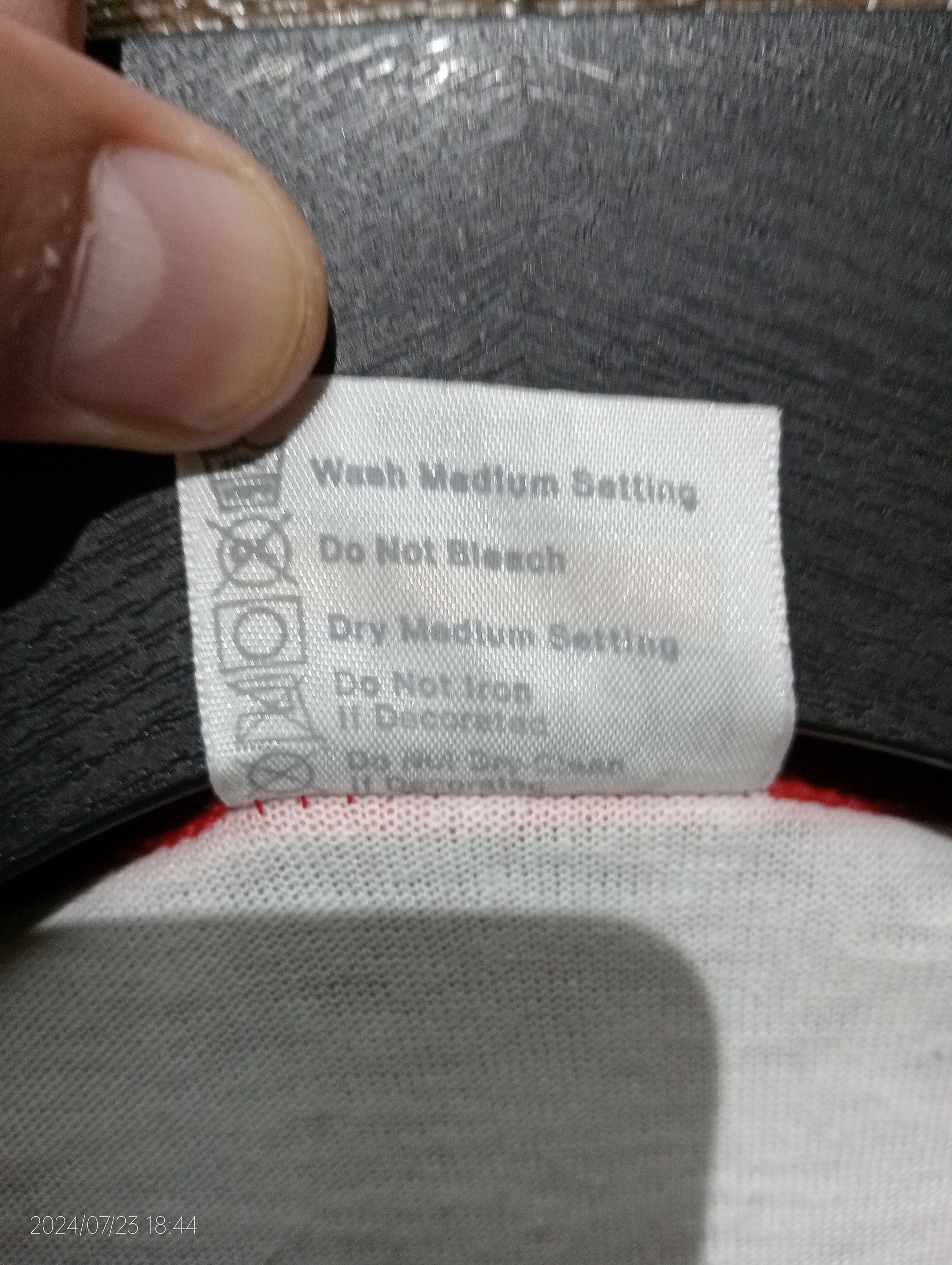 Vintage Vintage '80s Single Stitch Hanes Raglan Tee Very Rare USA Size US M / EU 48-50 / 2 - 3 Thumbnail