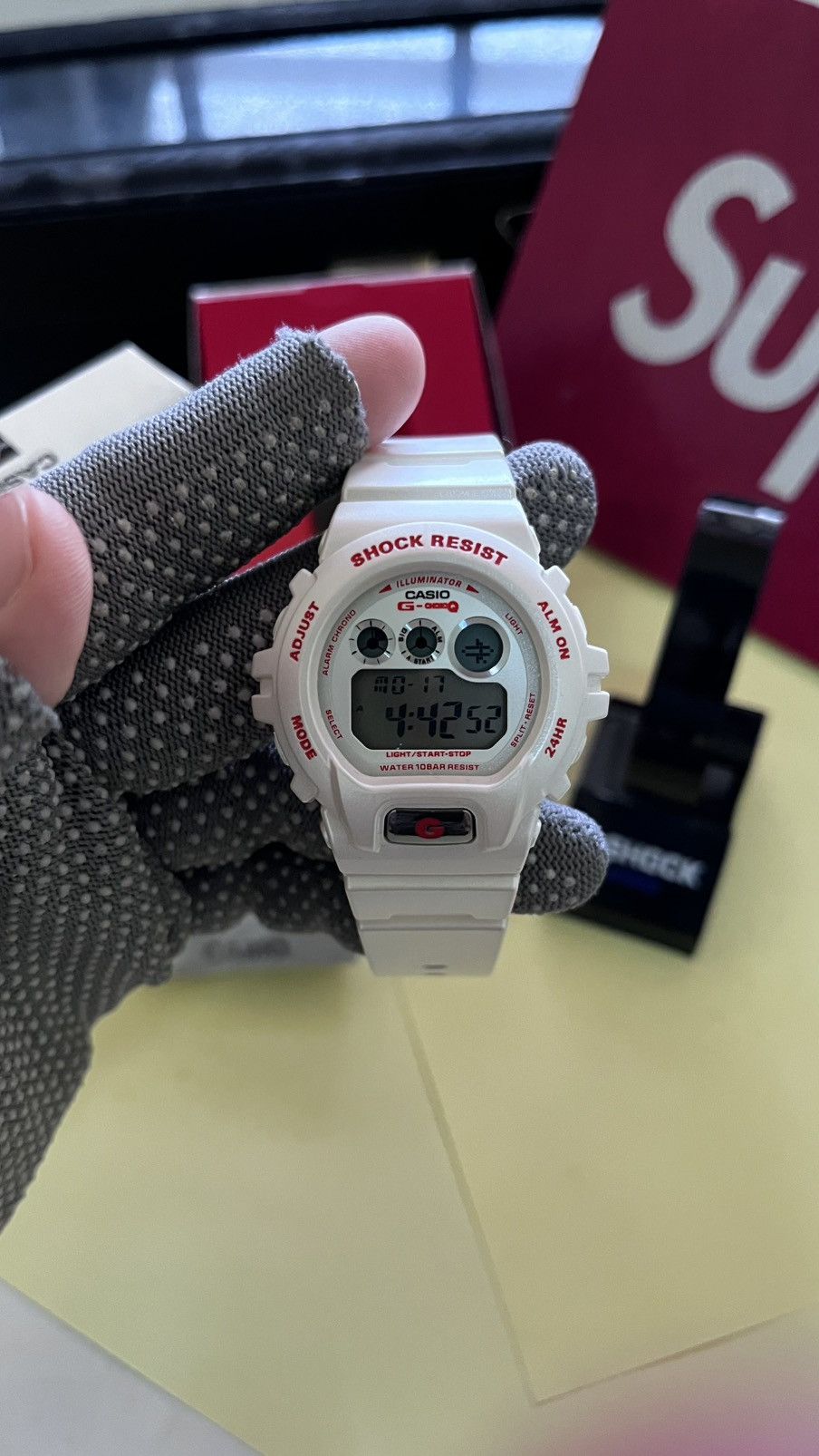 G Shock G-Baby “Choro-Q 25th Anniversary” (GZX-690LV) Size ONE SIZE - 1 Thumbnail