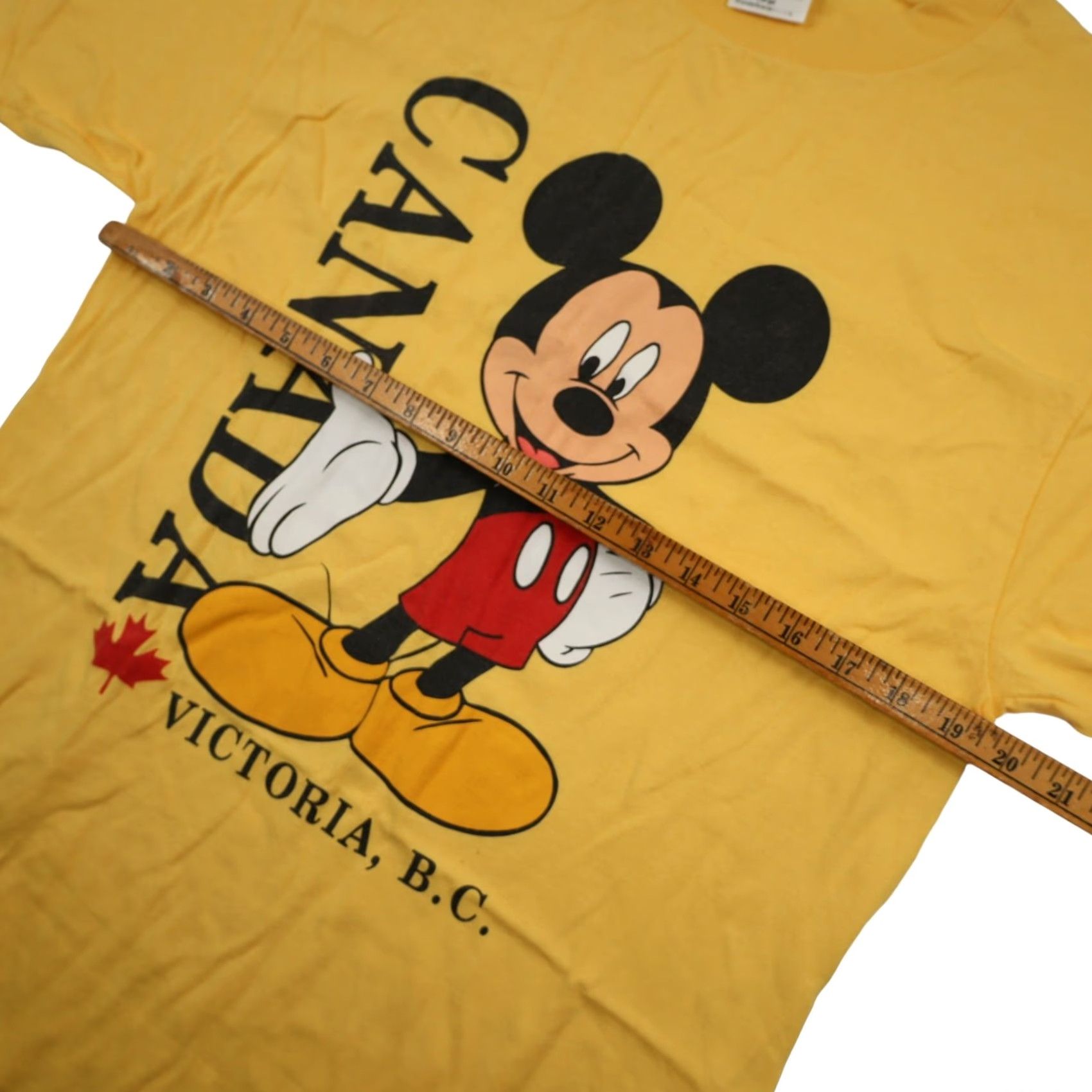 Disney VINTAGE Disney Mickey Mouse Canada Graphic T Shirt Yellow Mens Large L Size US L / EU 52-54 / 3 - 6 Thumbnail