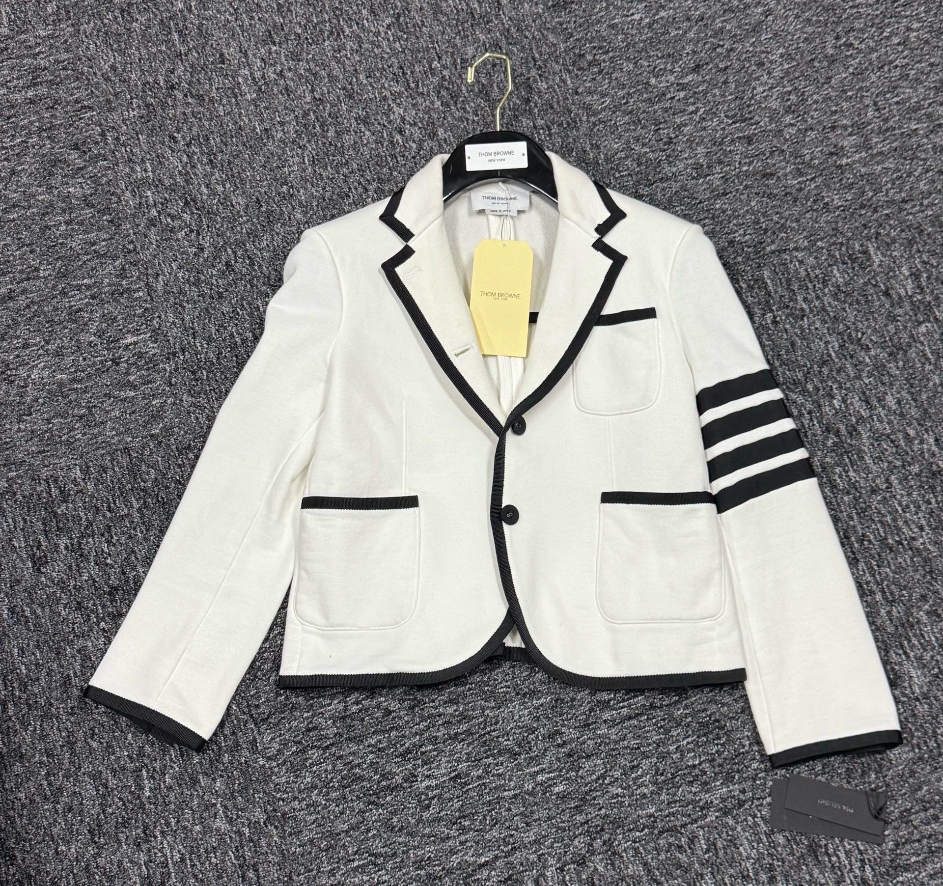 Thom Browne Thom Browne Women White 4-Bar Casual Blazer Size40 Size S / US 4 / IT 40 - 3 Thumbnail