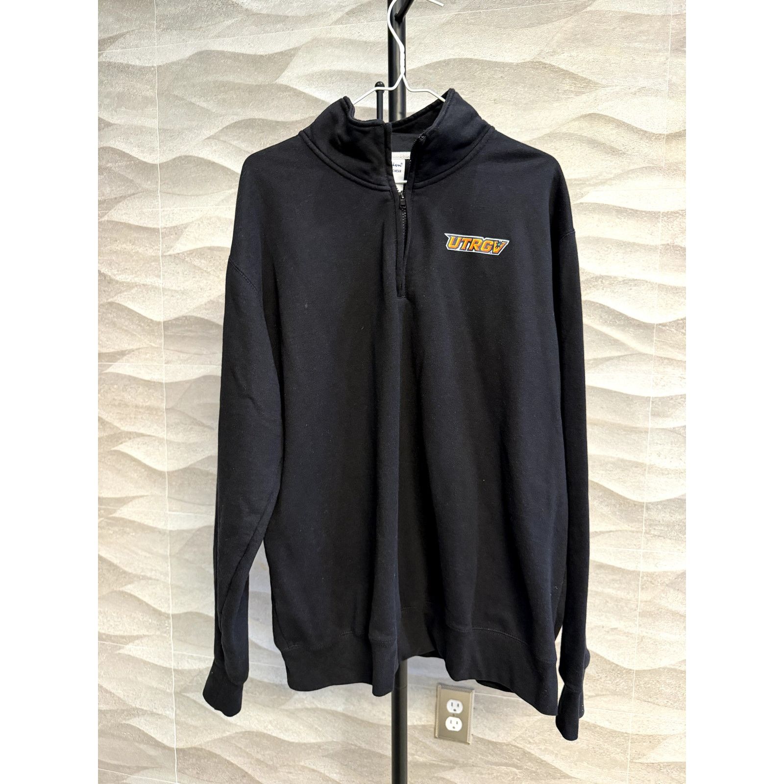 Champion UTRGV Champion Quarter-Zip Sweater Size US XL / EU 56 / 4 - 2 Thumbnail