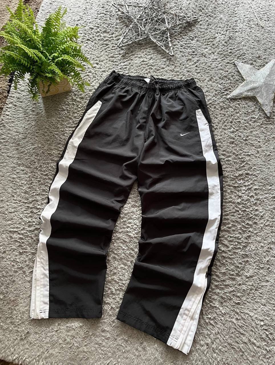 Nike × Vintage 00s Nike Pants Nylon Logo Swoosh Rare Drill Size US 35 - 2 Thumbnail