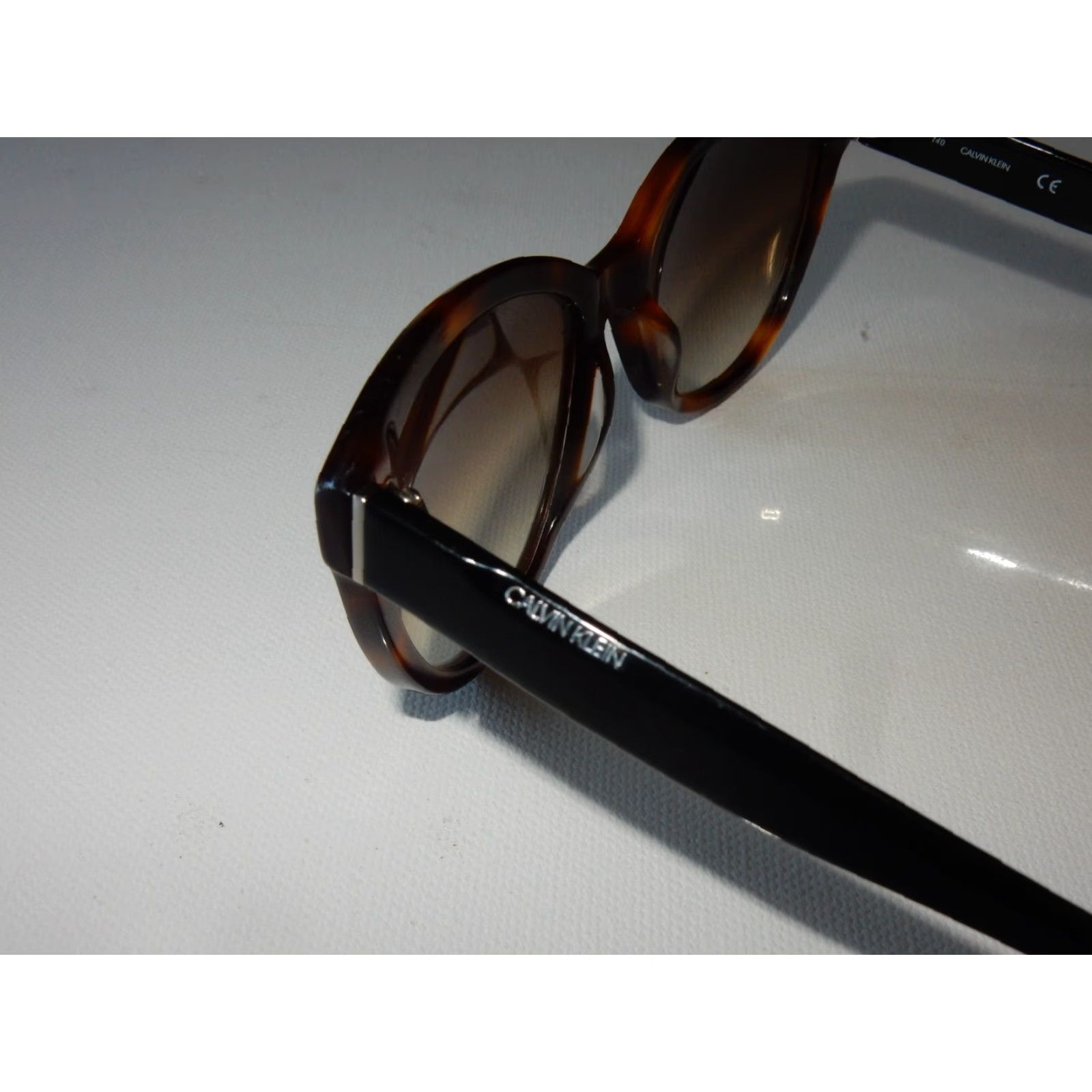 Calvin Klein VINTAGE Calvin Klein Women Sunglasses 56mm Black-Brown-Gold 140/221mm Size ONE SIZE - 4 Thumbnail
