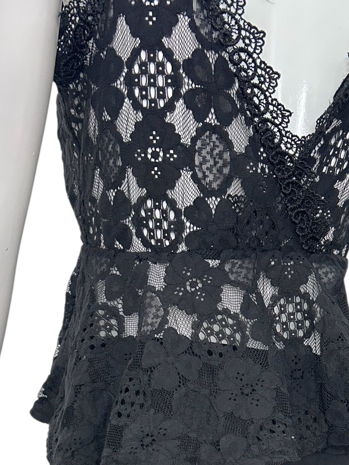 Japanese Brand Vintage Y2K Black Lace Peplum Cami Top Size S / US 4 / IT 40 - 5 Thumbnail
