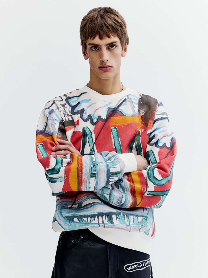 WHO DECIDES WAR x BASQUIAT x H&M OVERSIZED FIT SWEATSHIRT