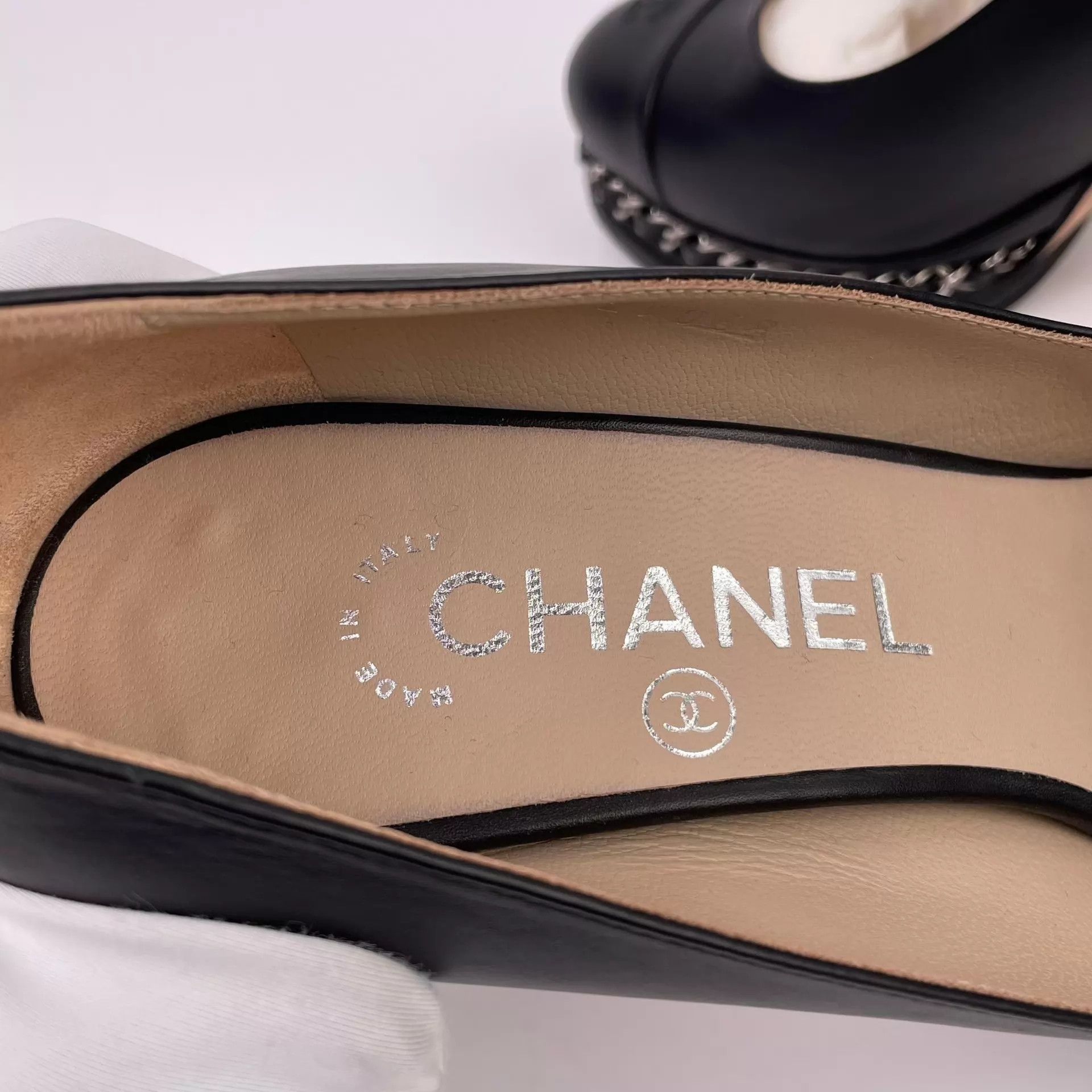 Chanel Chanel Women's Black Chain Heels 36 Size US 5.5 / IT 35.5 - 6 Thumbnail