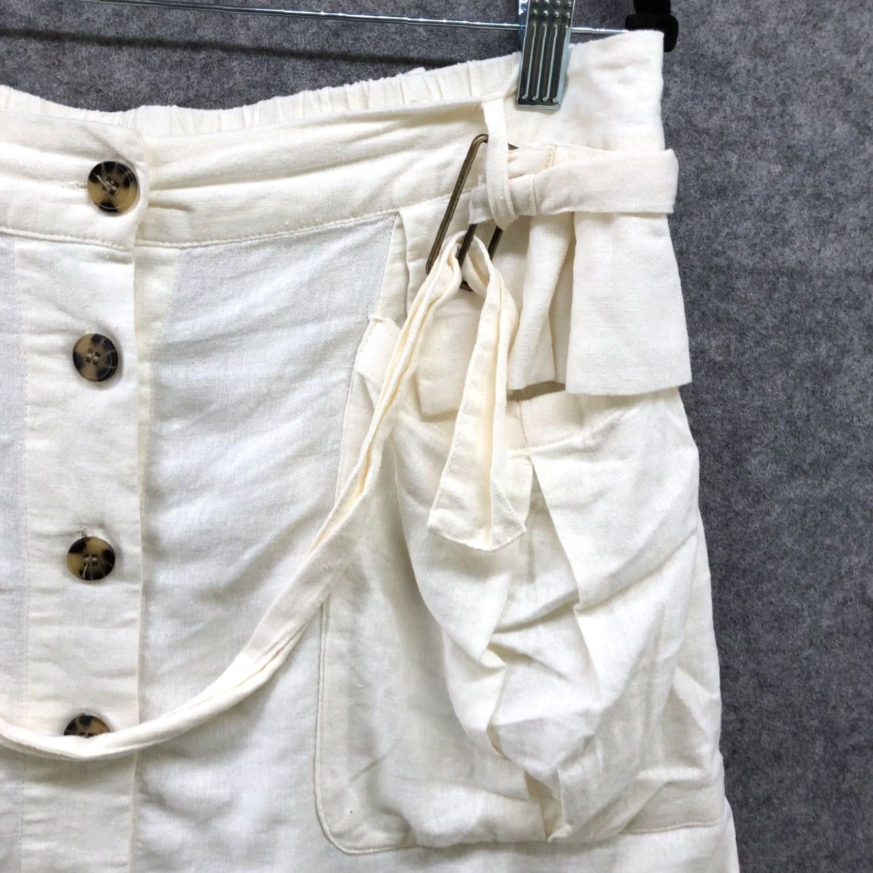 Nicole Miller Nicole Miller Women's Linen Blend Cargo Mini Skirt XL Ivory Button Front Casual Size 40" / US 18 - 5 Thumbnail