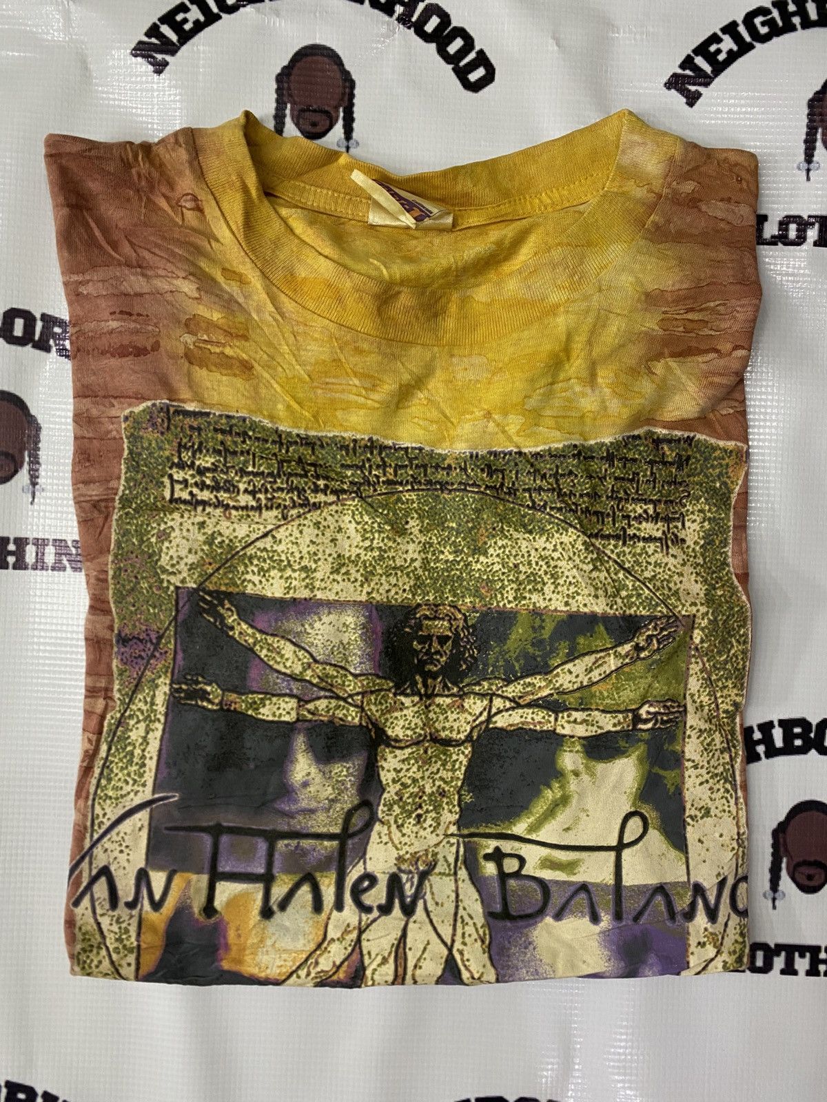 Vintage VAN HALEN BALANCE VINTAGE TEE. Size US XL / EU 56 / 4 - 9 Thumbnail