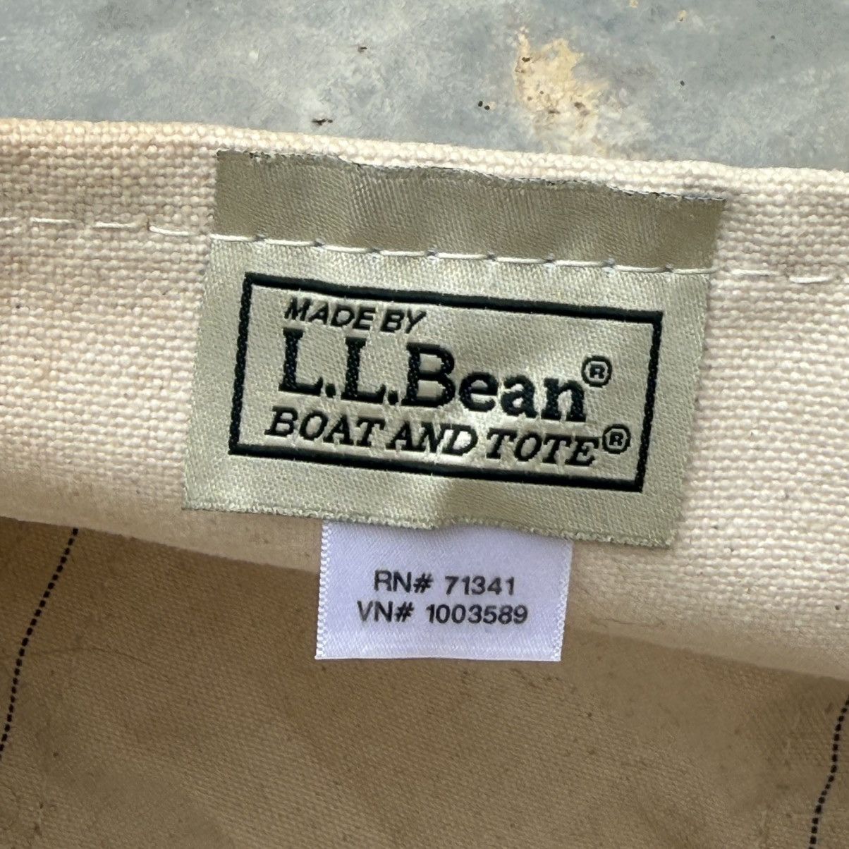 L.L. Bean Vintage LL Bean Boat And Tote Camo Small Totebag Size ONE SIZE - 7 Thumbnail
