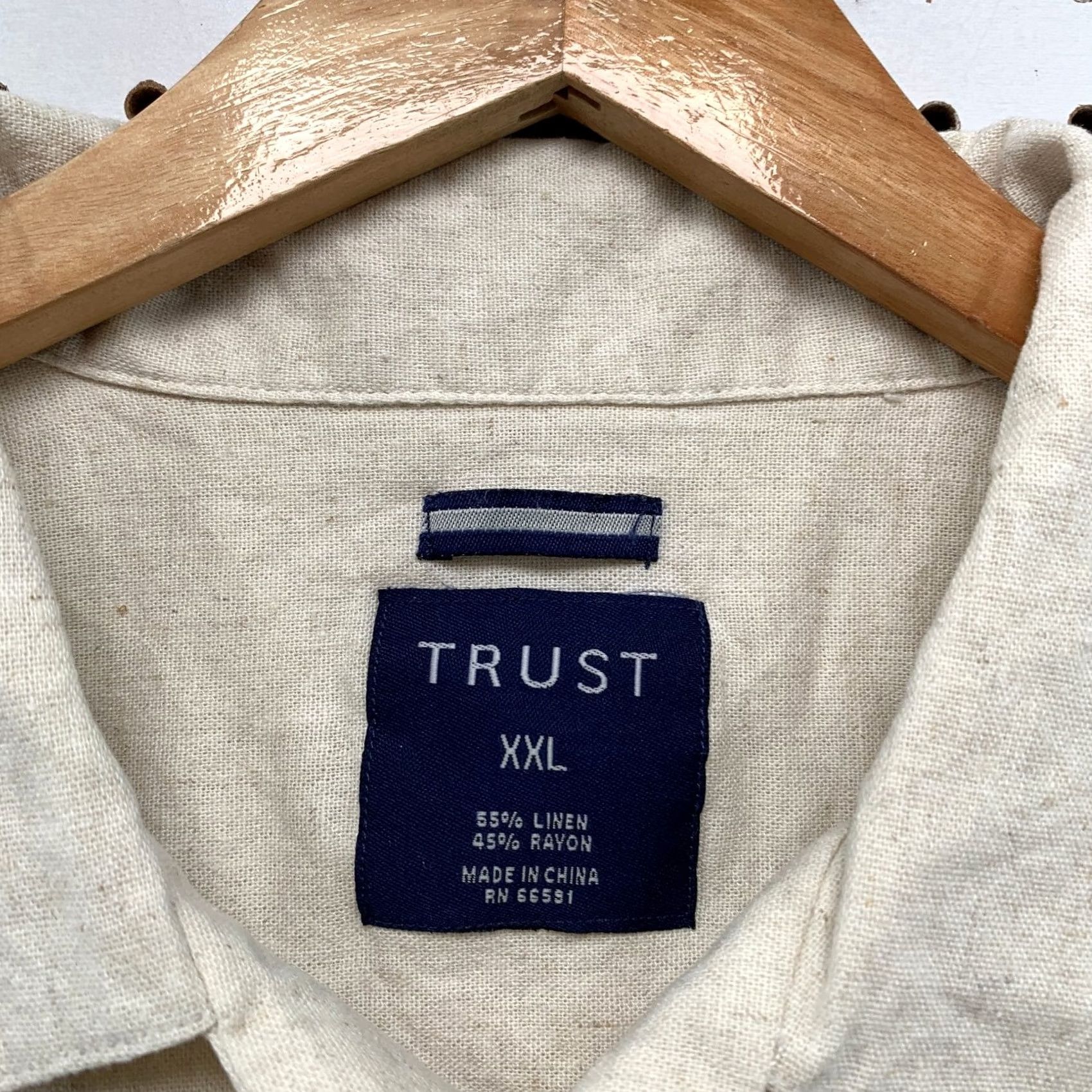 Vintage Trust Button Shirt Mens 2XL Beige Short Sleeve Pocket Linen Beach Size US XXL / EU 58 / 5 - 3 Thumbnail