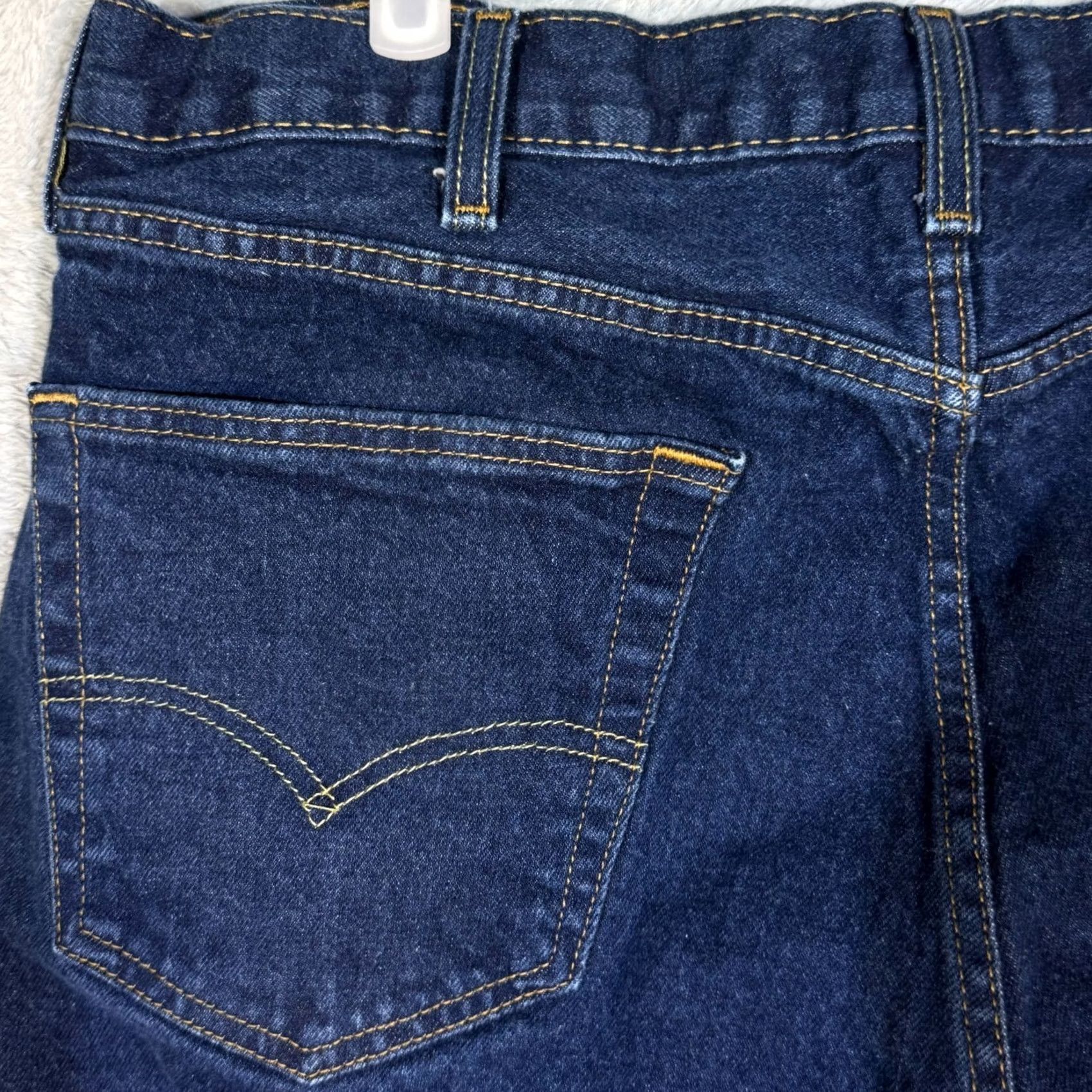 American Eagle Outfitters Levi’s 501 Jeans Men’s Blue Button Fly Straight Leg Denim 34 x 29 Regular Rise Mid 90s USA Cowboy Horse Pattern Size US 34 / EU 50 - 6 Thumbnail