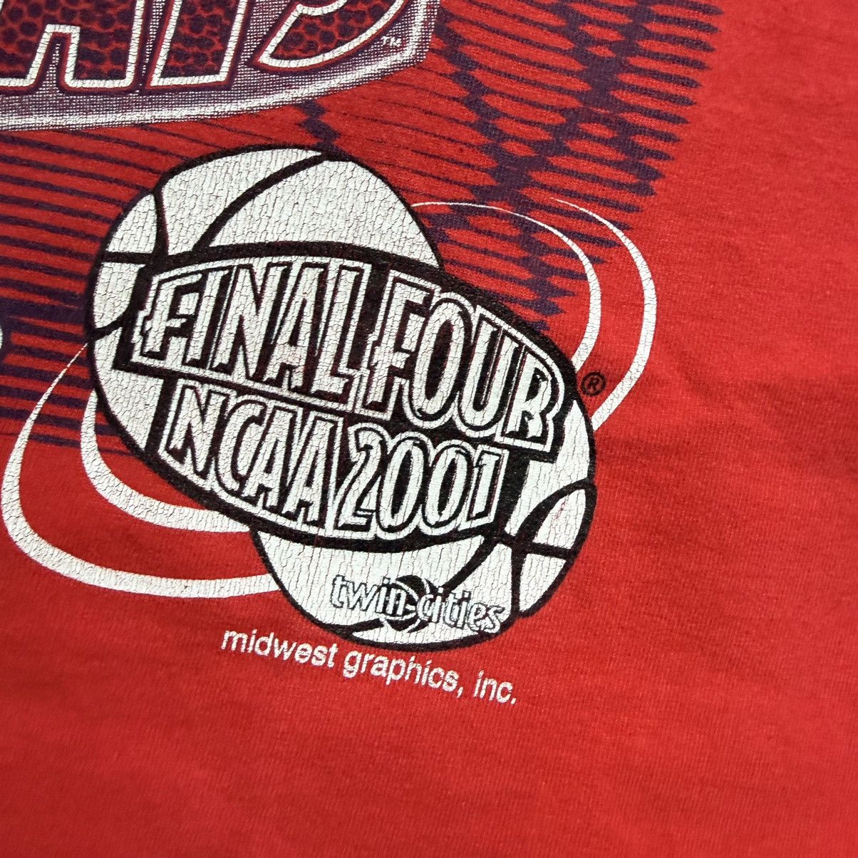 NCAA Vintage Y2K Arizona Wildcats Final Four T-Shirt Size US XL / EU 56 / 4 - 5 Thumbnail