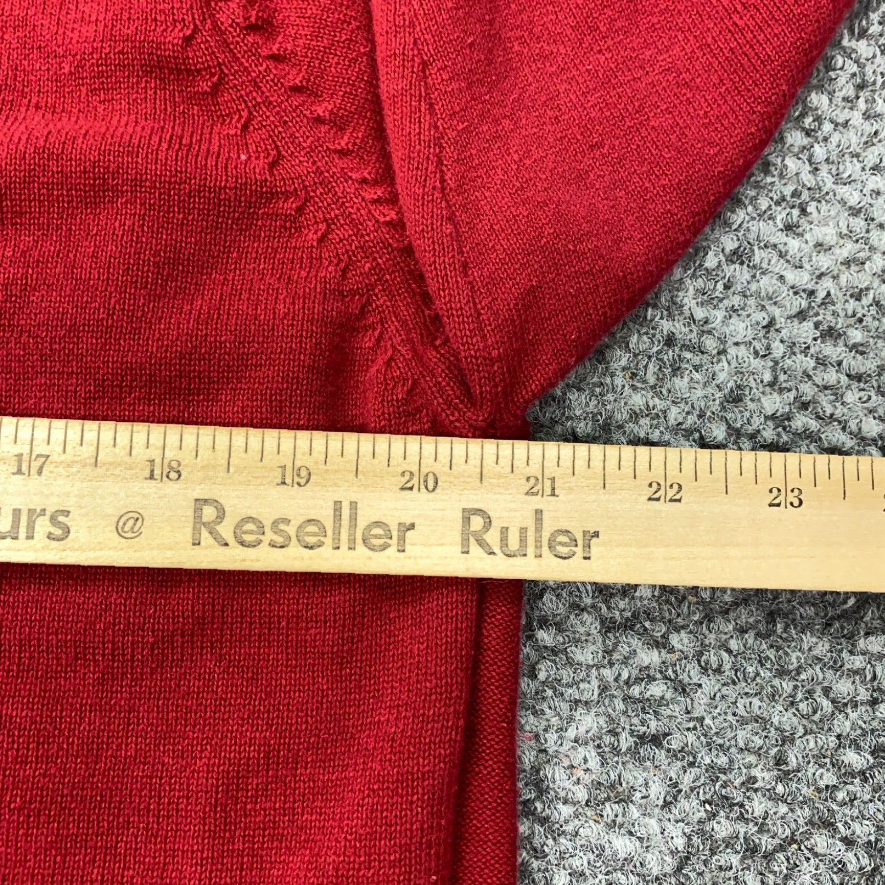 Oscar De La Renta VINTAGE Oscar de la Renta Sweater Knit Pullover Mens Large Red V-Neck Diamond Geometric Lightweight Geometric Hipster Designer Mens Clothing Size US L / EU 52-54 / 3 - 6 Thumbnail