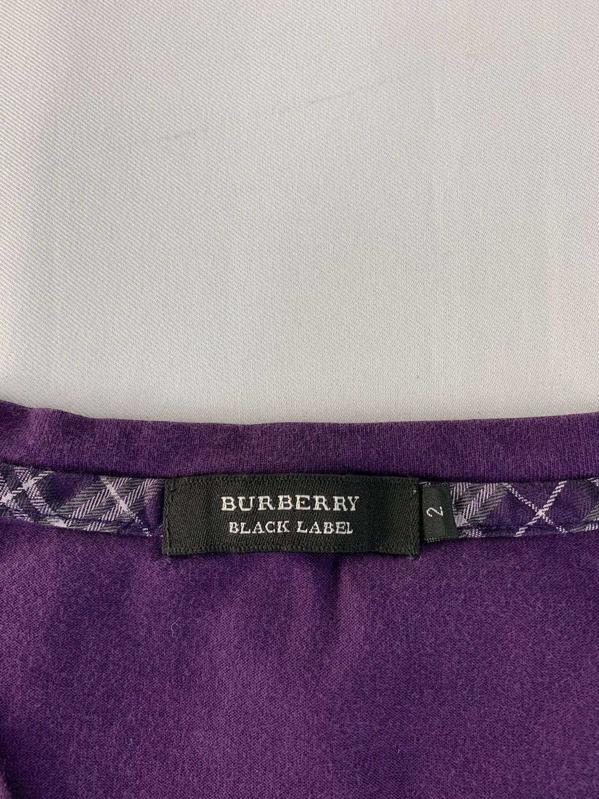 Burberry Burberry Black Label Nova Checked V Neck Printed Tee Size S / US 4 / IT 40 - 6 Thumbnail