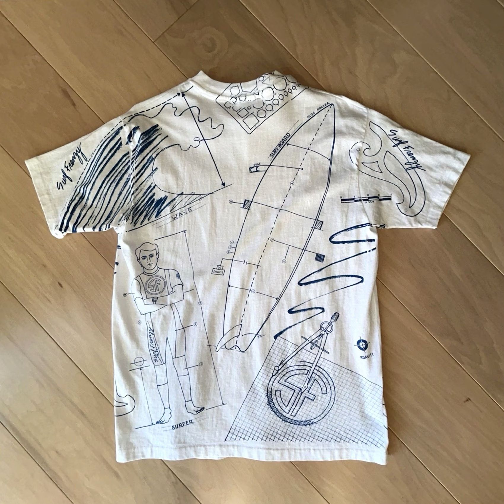 Vintage VINTAGE Hanes Beefy-T T-Shirt White Short Sleeve Large Men Graphic All Over Print Tee 90s Beach Wave California Vtg Hype Mens Size US L / EU 52-54 / 3 - 4 Thumbnail