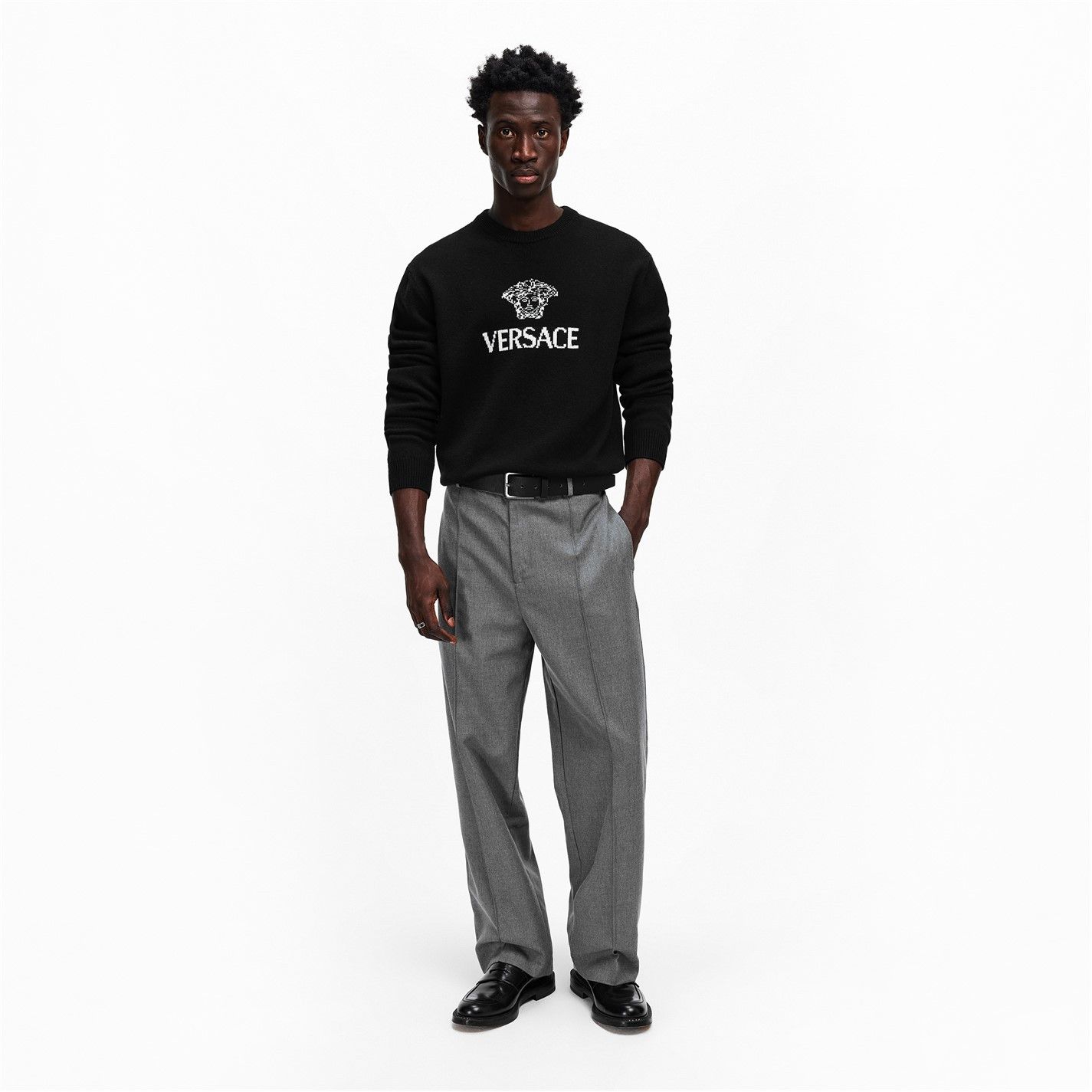 Versace o1g2r1mq0526 Medusa Crew Neck Jumper in Black Size US S / EU 44-46 / 1 - 5 Thumbnail