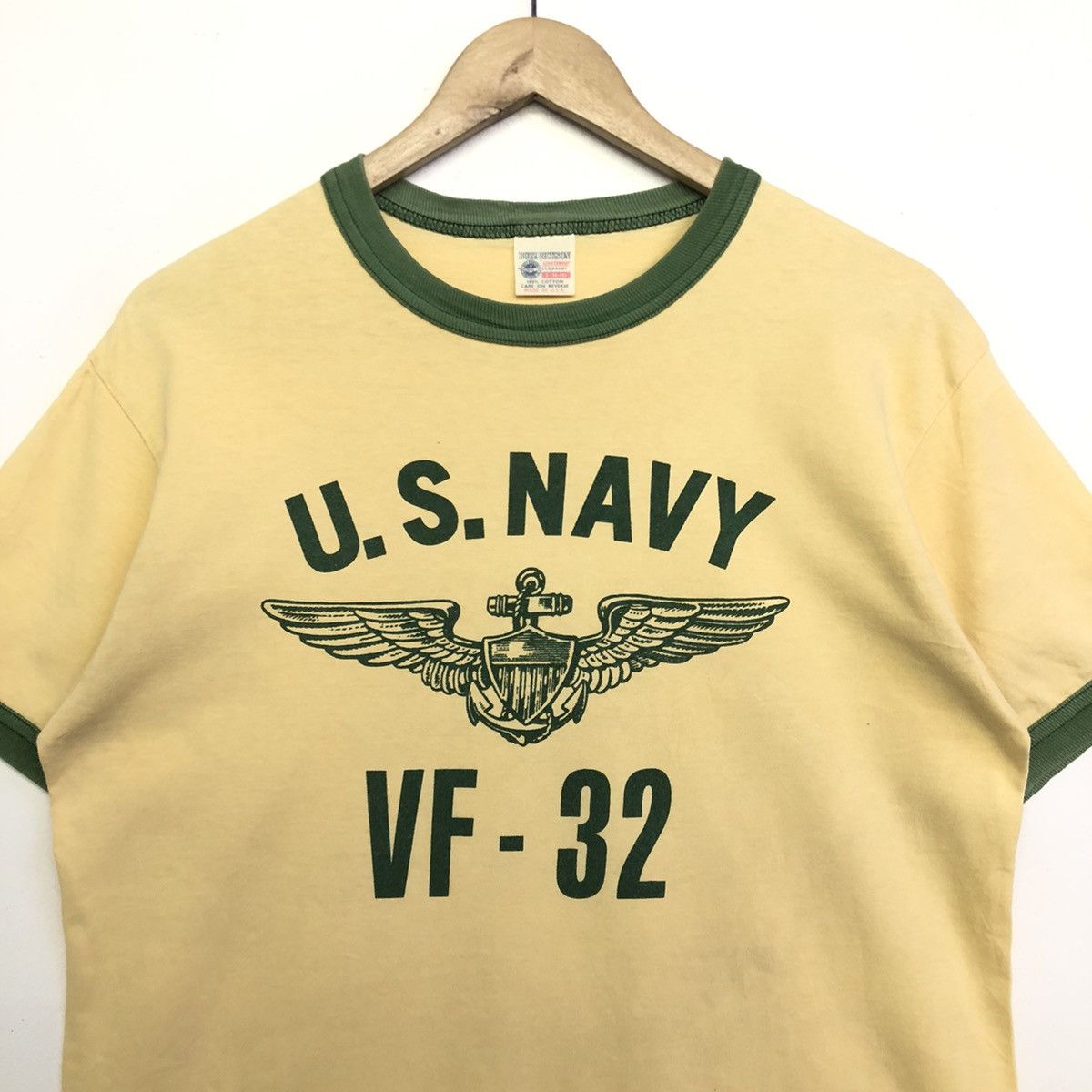 Buzz Rickson's Buzz Rickson U.S. Navy VF-32 Ringer Backhitt Tshirt Size US S / EU 44-46 / 1 - 3 Thumbnail