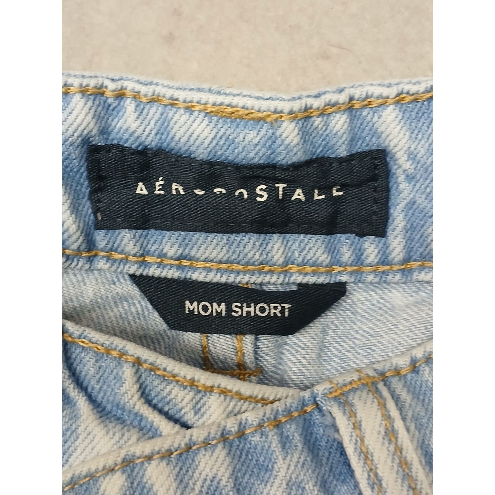 Aeropostale Aeropostle (000) Womens Vintage Mom Short Light Denim Shorts Size 24" / US 00 / IT 34 - 5 Thumbnail