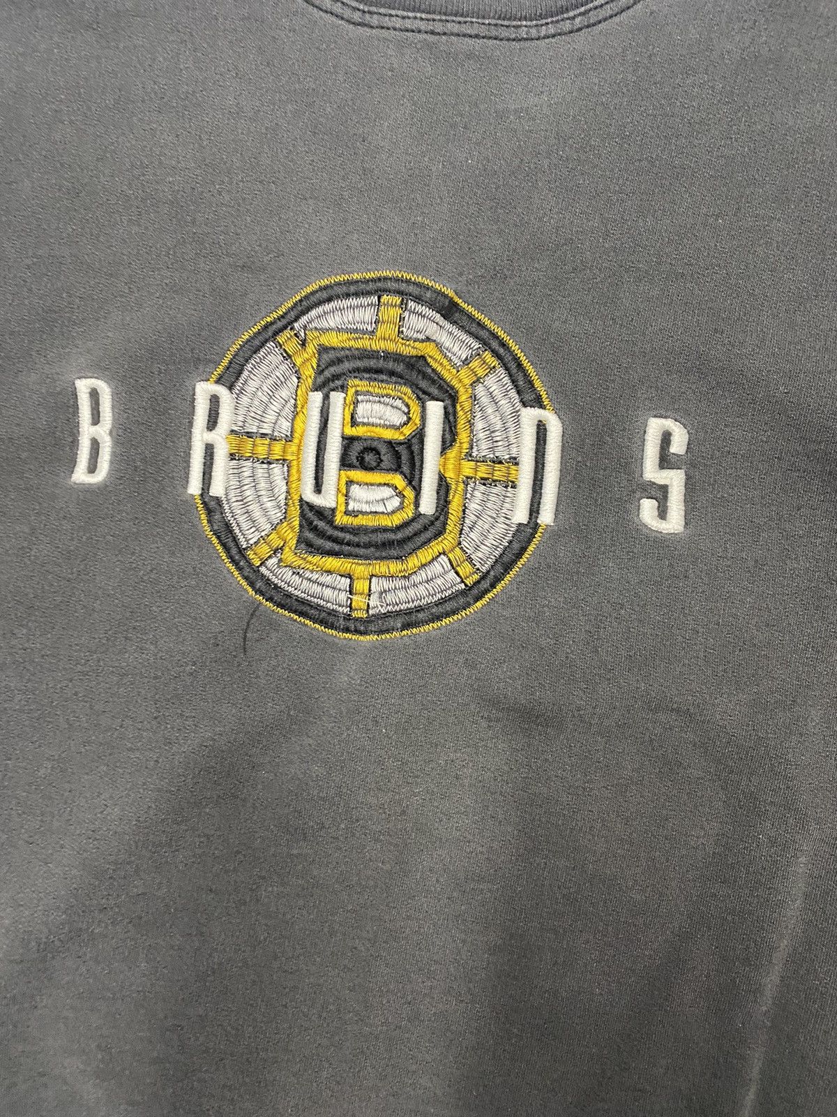 NHL × Starter × Vintage Vintage Y2K 80’s/90’s Boston Bruins NHL Faded Starter Crew M Size US M / EU 48-50 / 2 - 3 Thumbnail