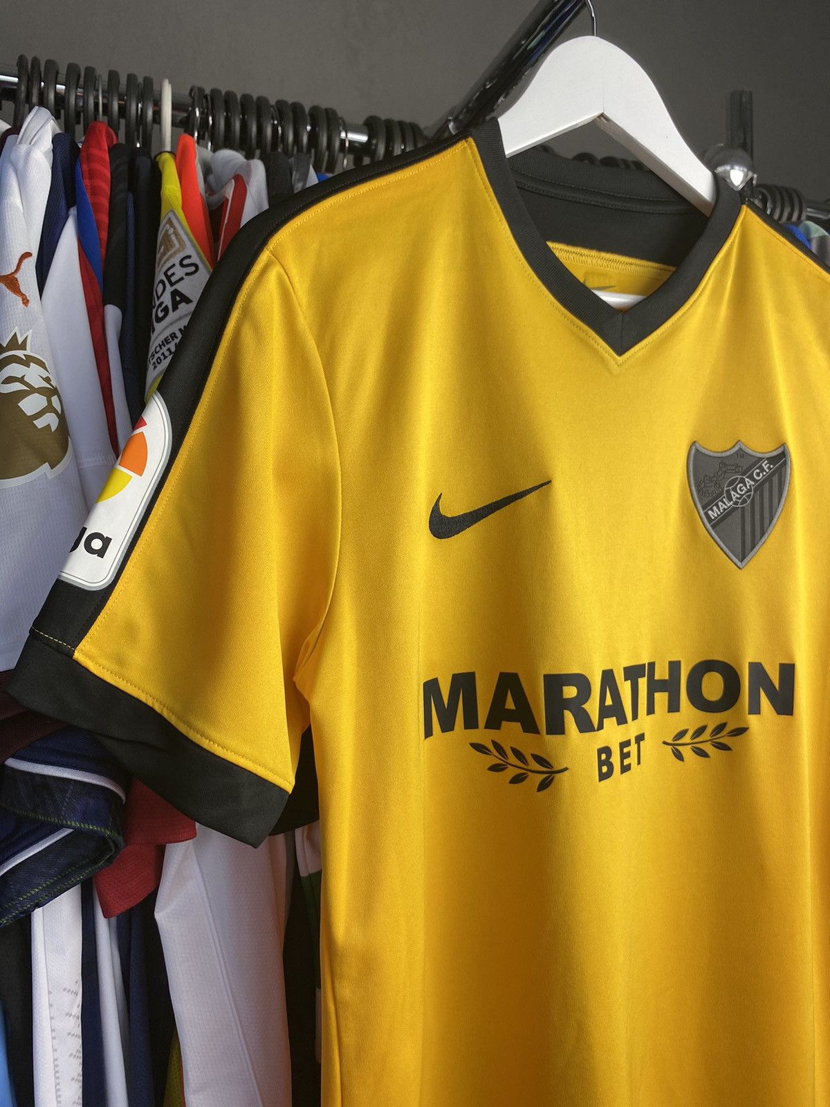 Nike 2016/17 NIKE MALAGA #21 JONY AWAY SOCCER FOOTBALL JERSEY Size US M / EU 48-50 / 2 - 3 Thumbnail
