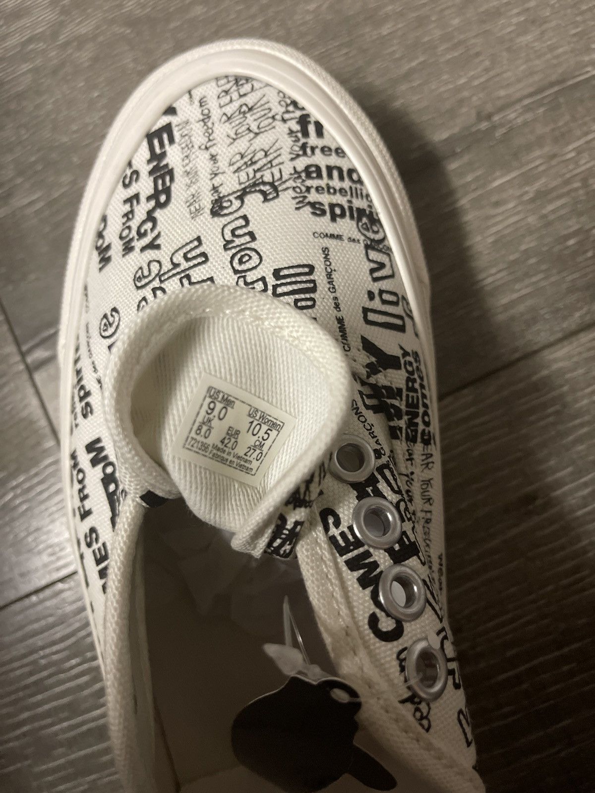 image of Cdg Cdg Cdg Cdg Vans Shoes in White, Men's (Size 9)