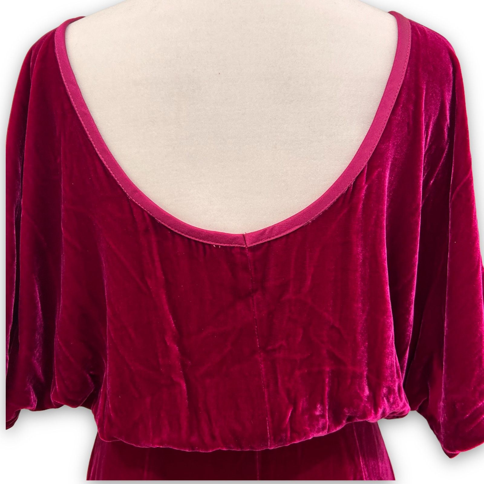 Trina Turk Trina Turk Silk Velvet Dress With Diamond Bow Sz 4 Size S / US 4 / IT 40 - 4 Thumbnail