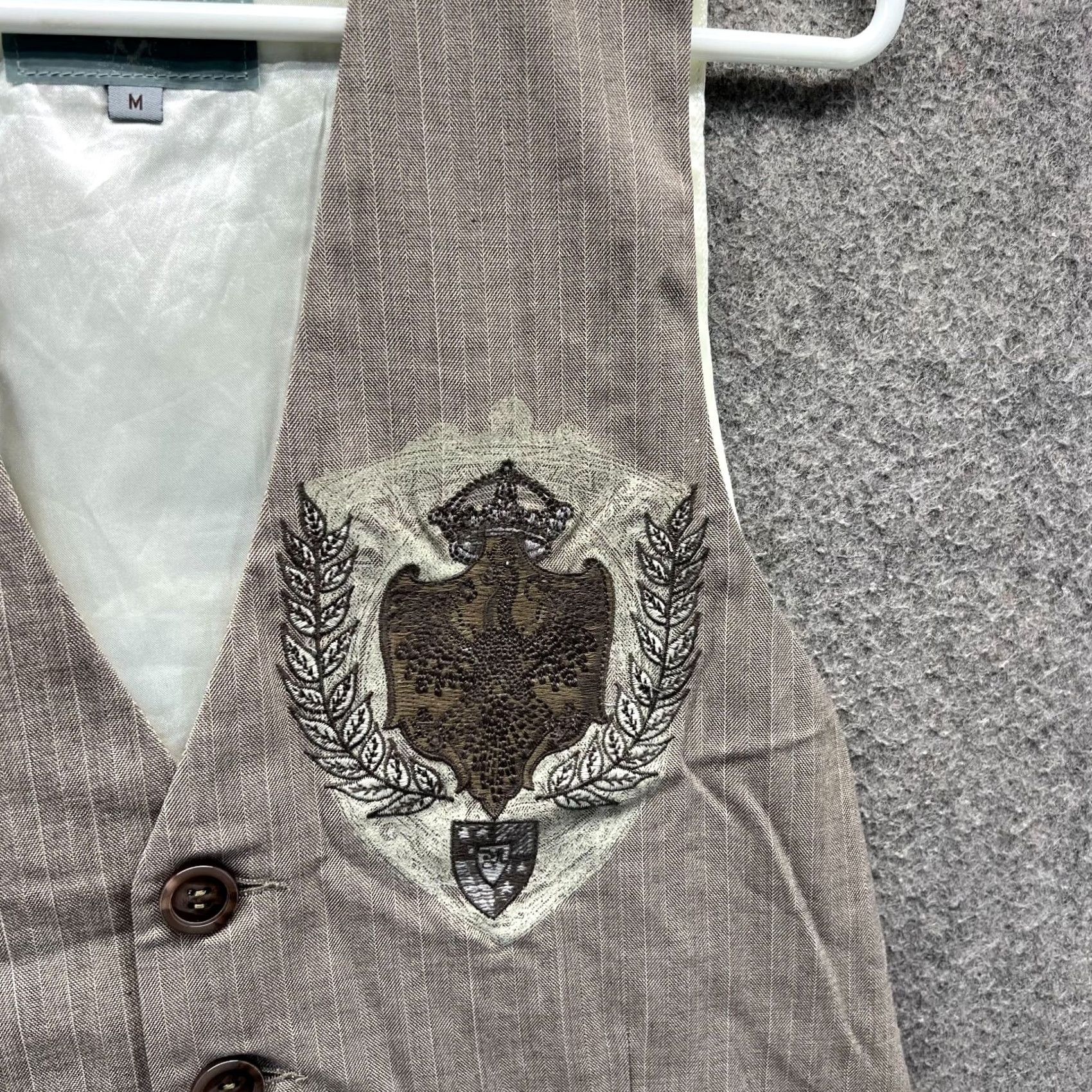Roar VINTAGE Roar Vest Biker Embroidered Cross Sleeveless Khaki Beige Medium Mens 38 in Cotton Beige Size US M / EU 48-50 / 2 - 5 Thumbnail