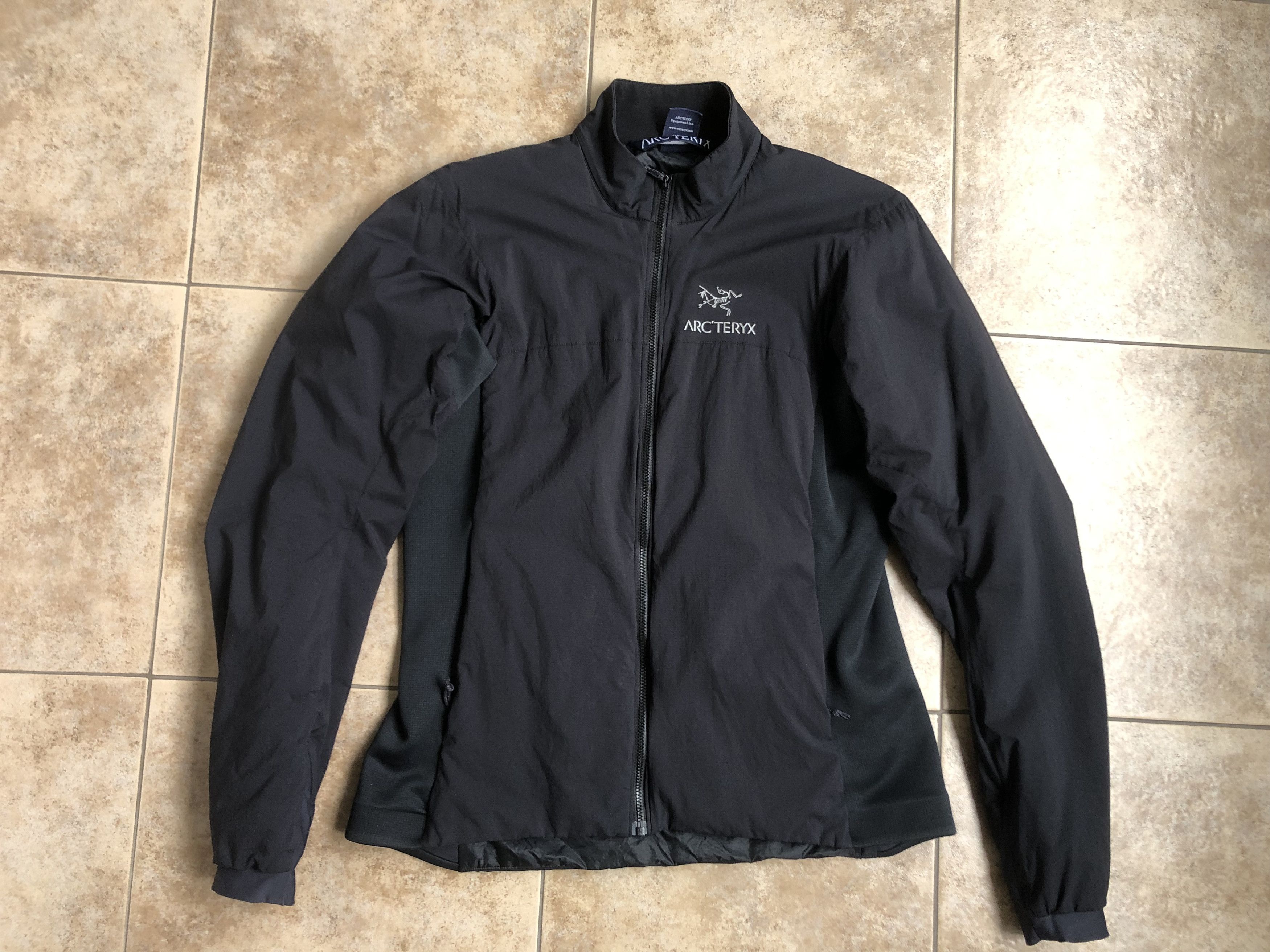 Arc'teryx Arc'teryx Atom LT Jacket Women's Size 8-10 M Size M / US 6-8 / IT 42-44 - 1 Thumbnail