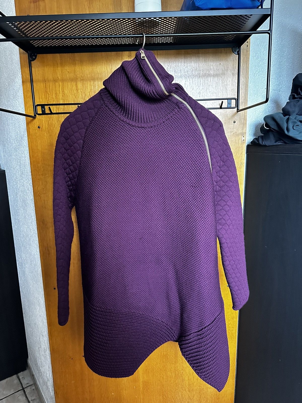 Salvatore Ferragamo FERRAGAMO PURPLE KNIT SWEATER Size L / US 10 / IT 46 - 1 Thumbnail