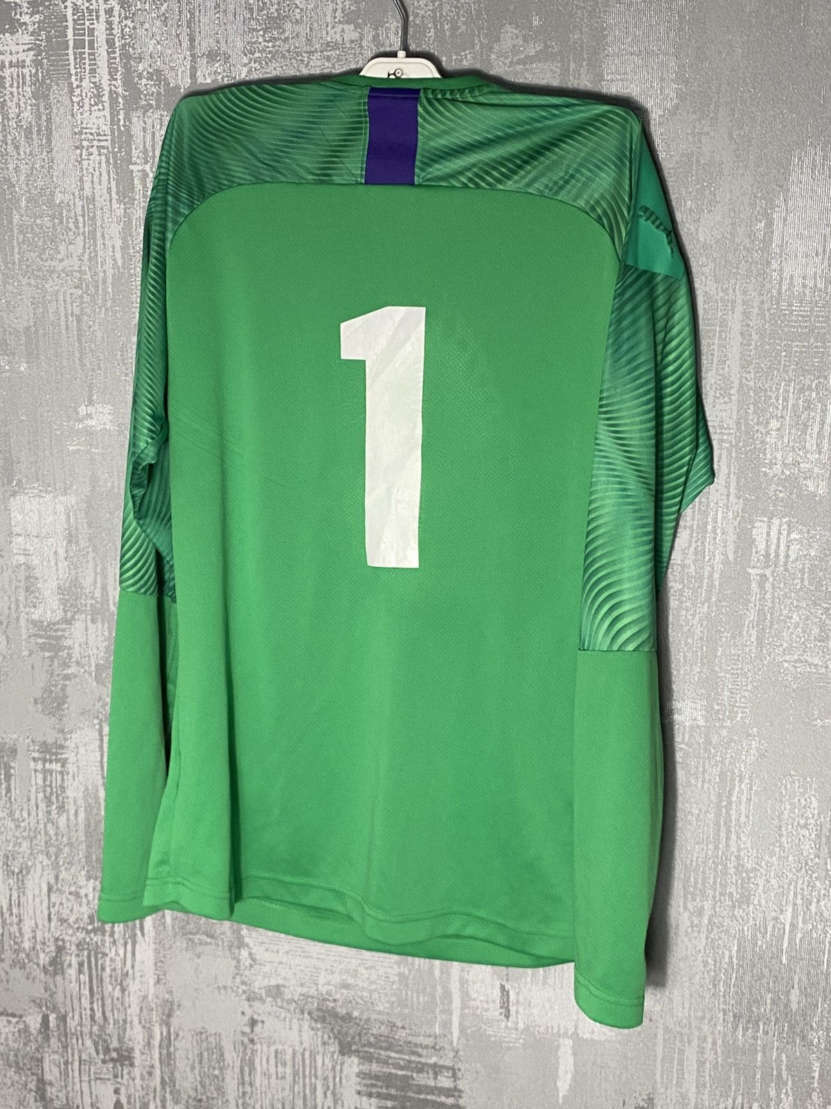 Puma Crawley AFC Puma Soccer Jersey Goalkeeper Match Worn Size US M / EU 48-50 / 2 - 2 Thumbnail