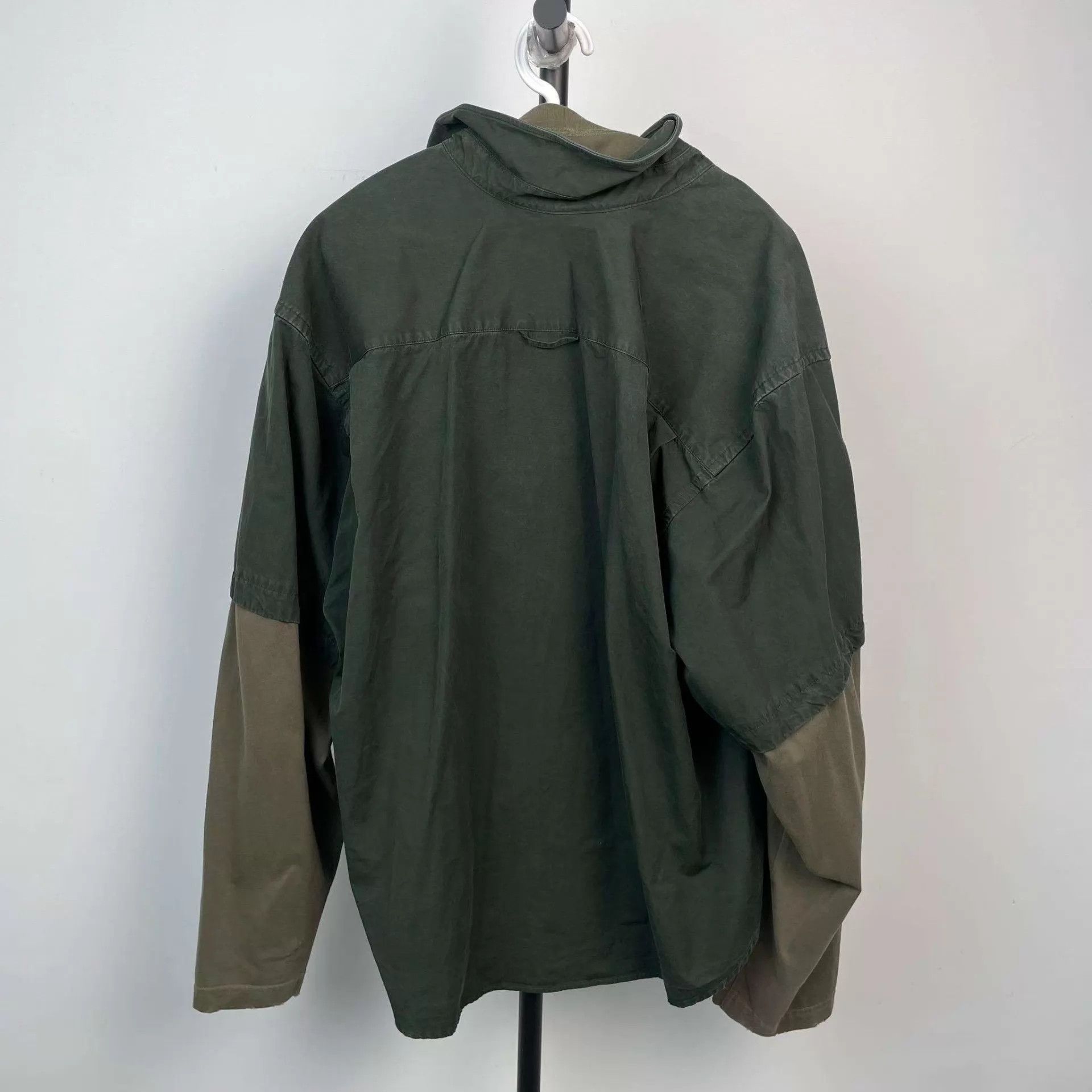 Balenciaga Balenciaga Green Colorblocked Layered Shirt 175 95 New Size US M / EU 48-50 / 2 - 2 Thumbnail