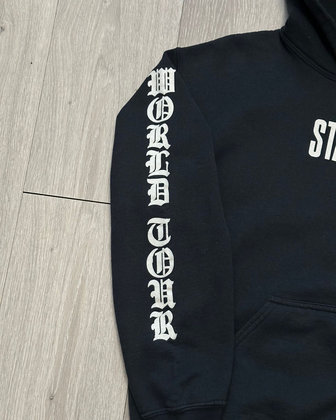Gildan × Justin Bieber 2015 Justin Bieber Purpose World Tour Staff Hoodie - Medium Size US M / EU 48-50 / 2 - 6 Thumbnail